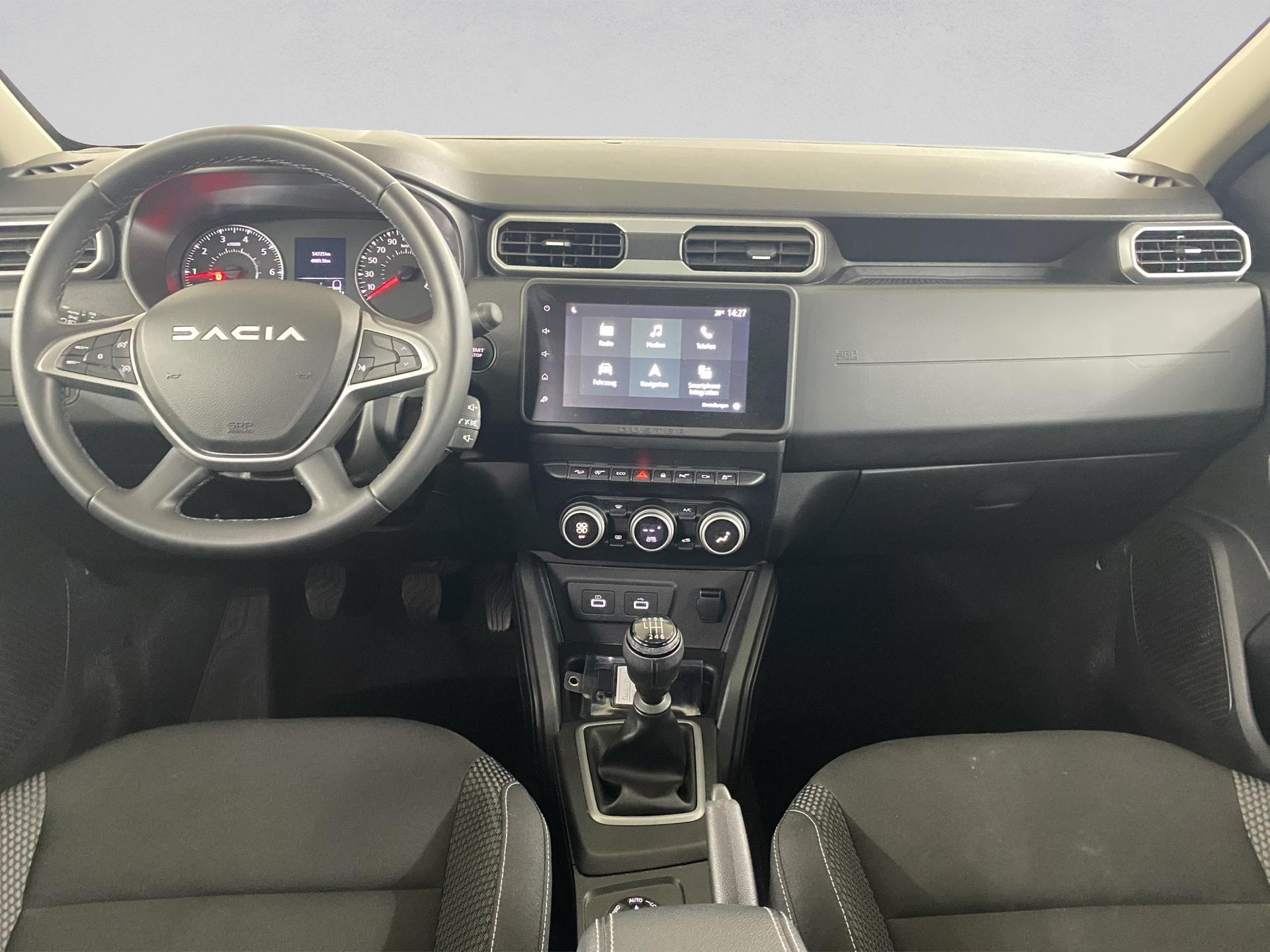 DACIA Duster TCe 150 Journey+ 4x4-image-13