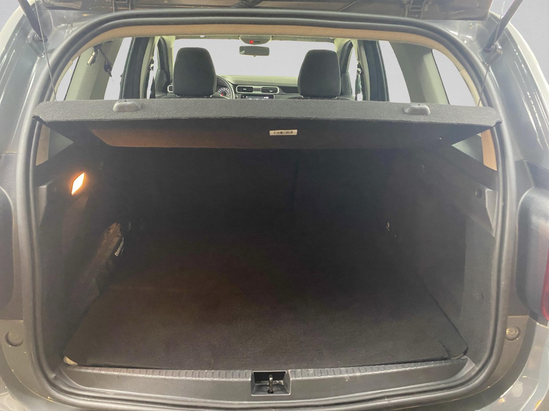 DACIA Duster TCe 150 Journey+ 4x4-image-15