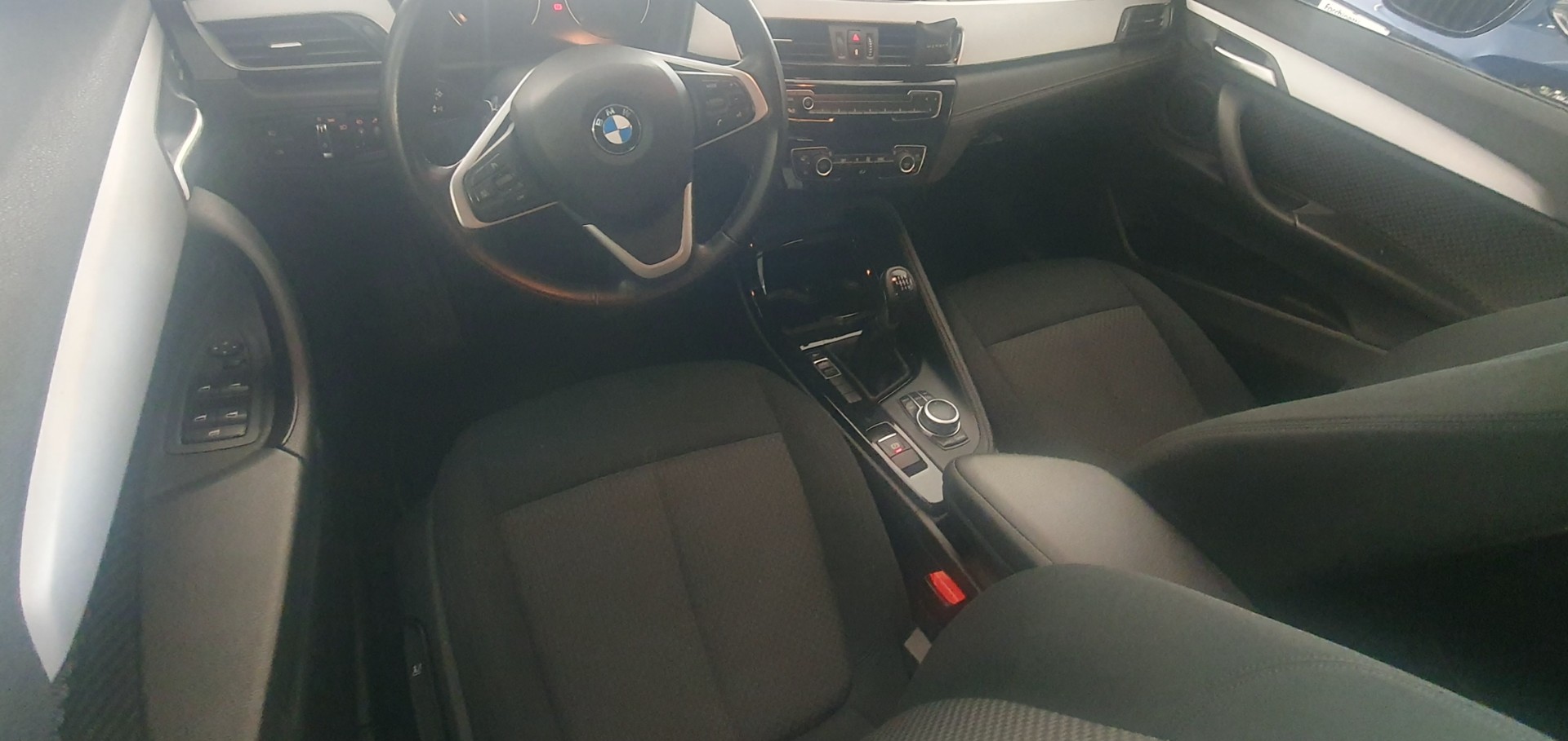 BMW X2 sDrive 18i-image-10