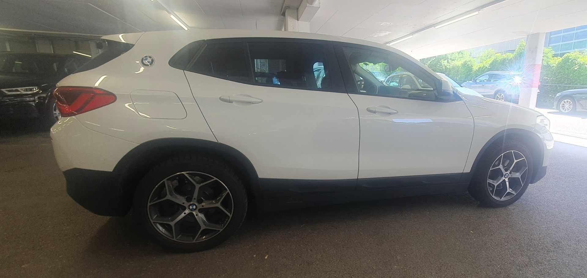 BMW X2 sDrive 18i-image-4