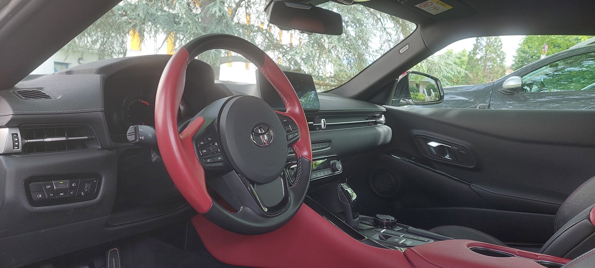 TOYOTA 2.0 T Limited Edition II-image-3