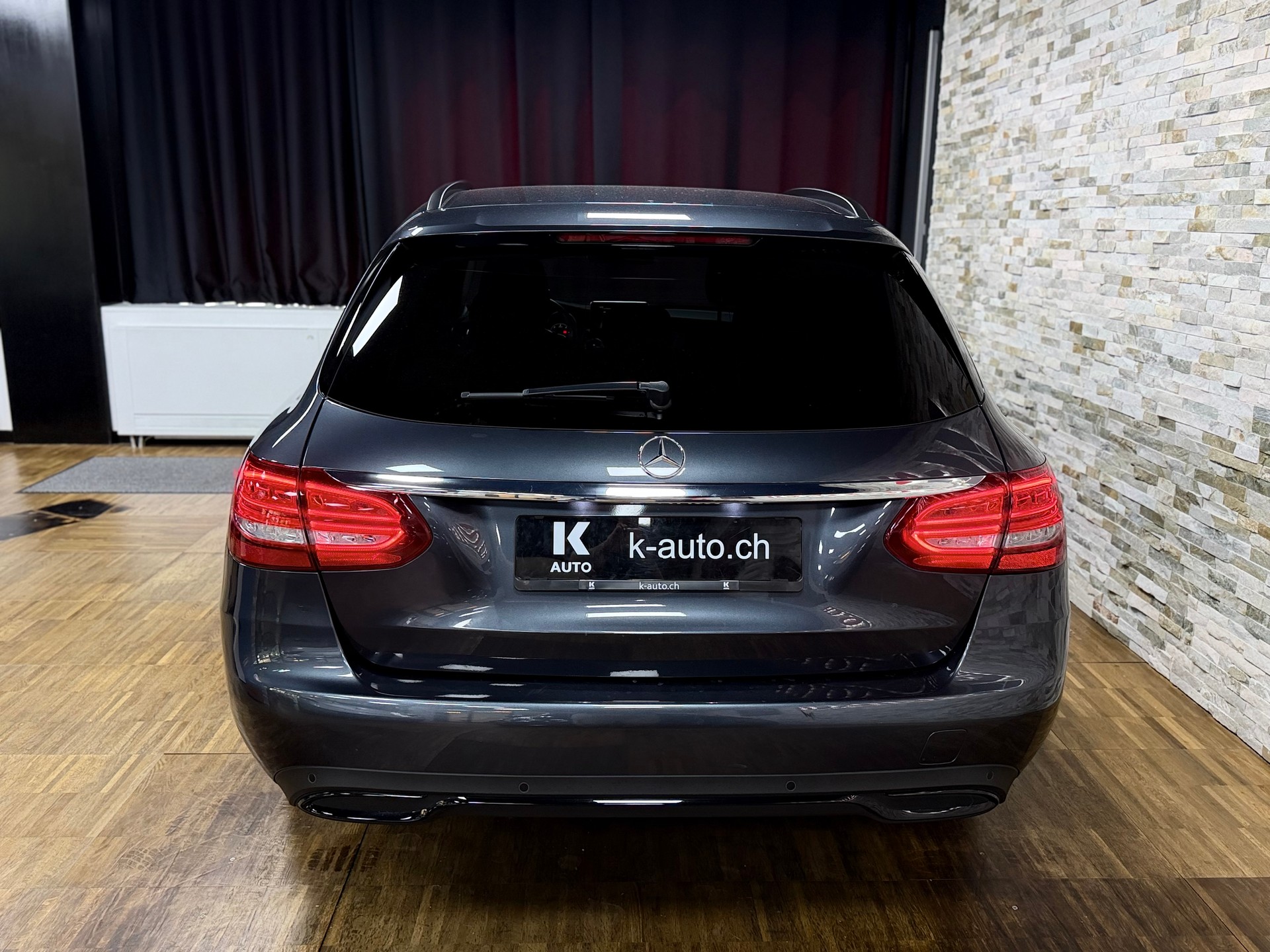 MERCEDES-BENZ C 250 BlueTEC Avantgarde 4Matic 7G-Tronic-image-4