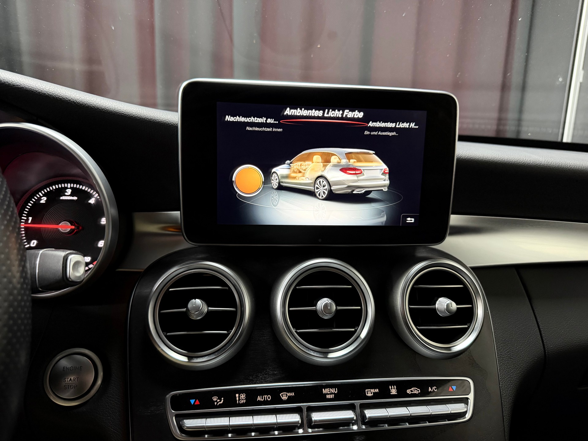 MERCEDES-BENZ C 250 BlueTEC Avantgarde 4Matic 7G-Tronic-image-24