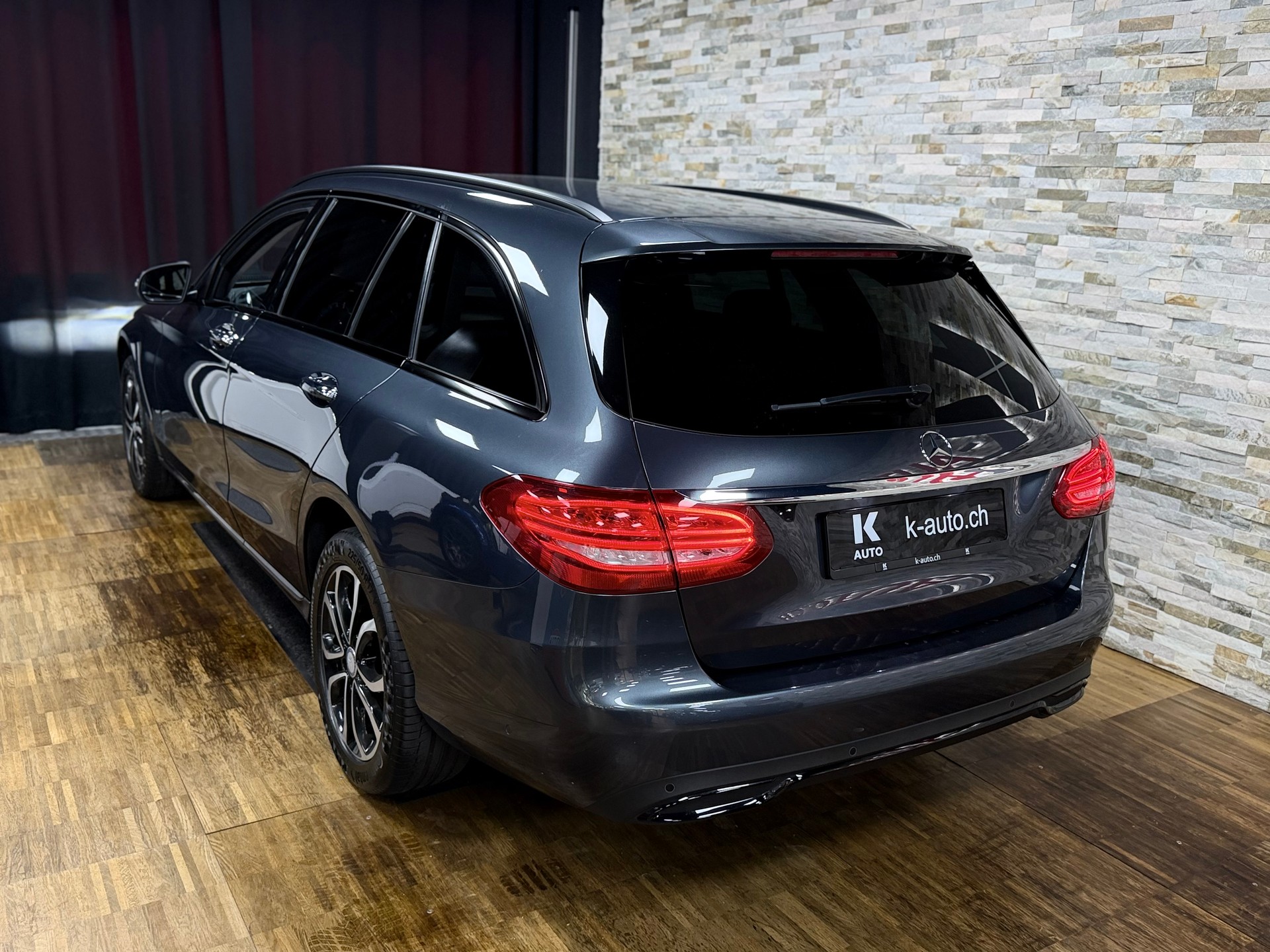 MERCEDES-BENZ C 250 BlueTEC Avantgarde 4Matic 7G-Tronic-image-3