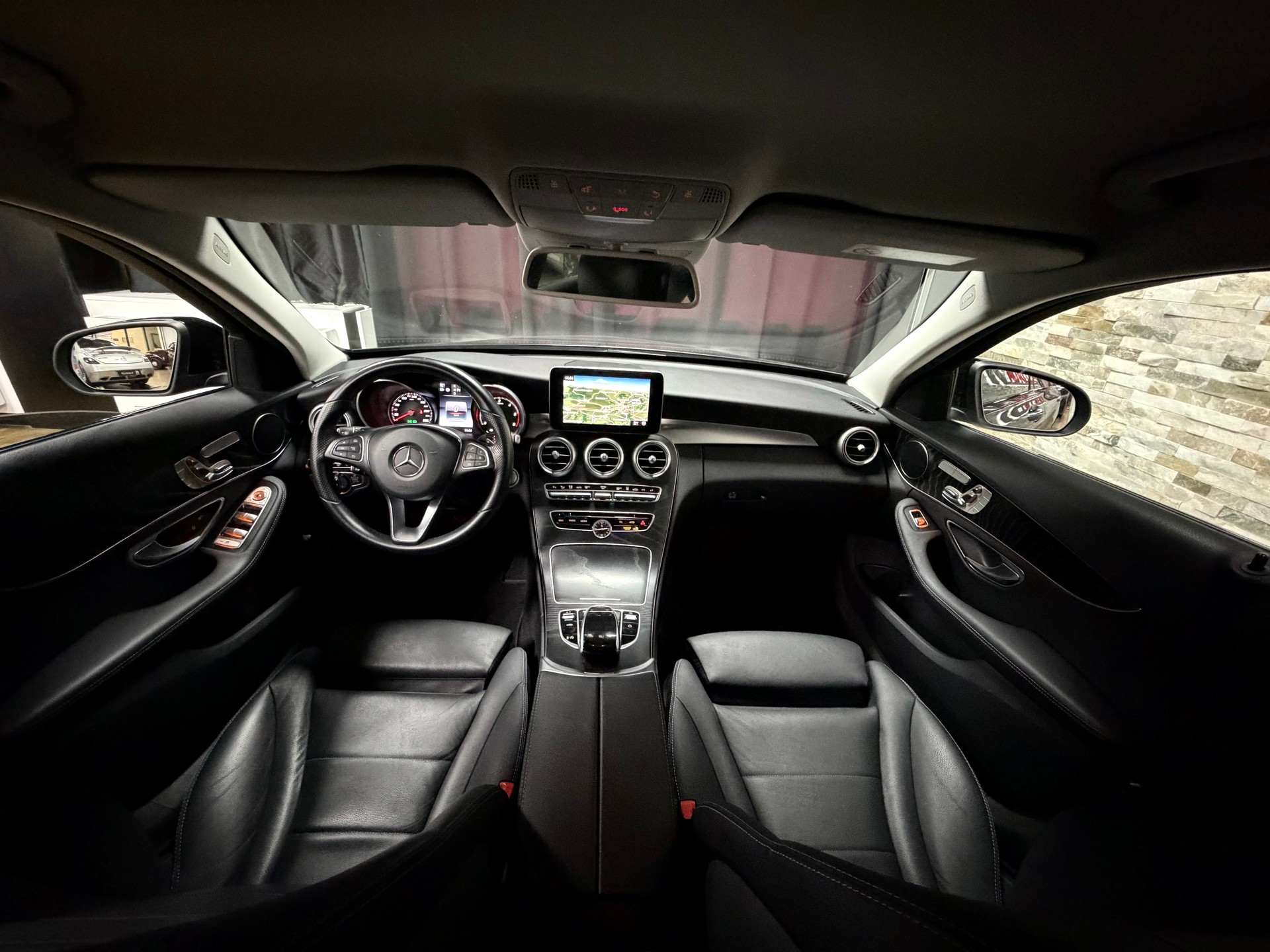 MERCEDES-BENZ C 250 BlueTEC Avantgarde 4Matic 7G-Tronic-image-26