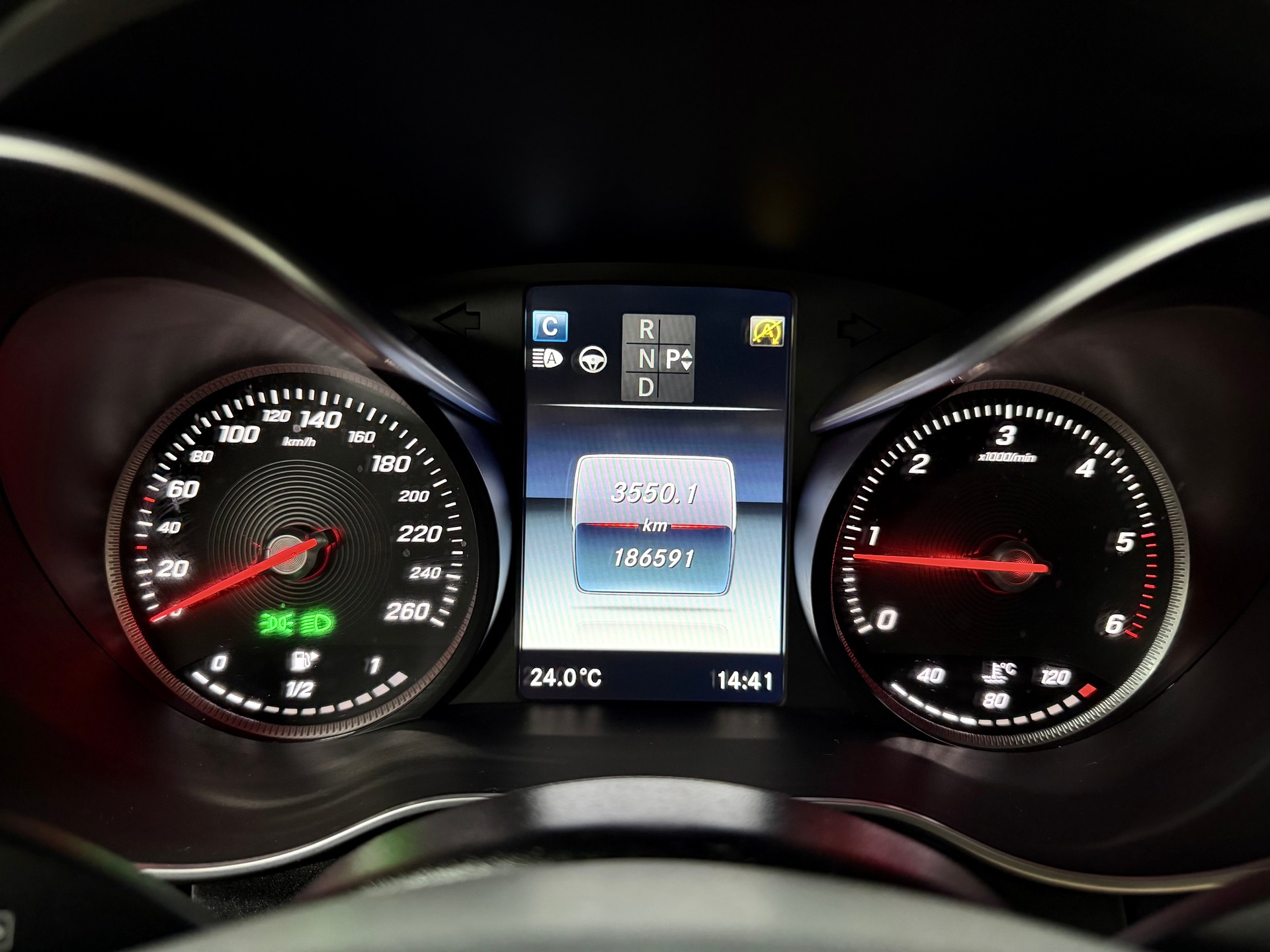 MERCEDES-BENZ C 250 BlueTEC Avantgarde 4Matic 7G-Tronic-image-19