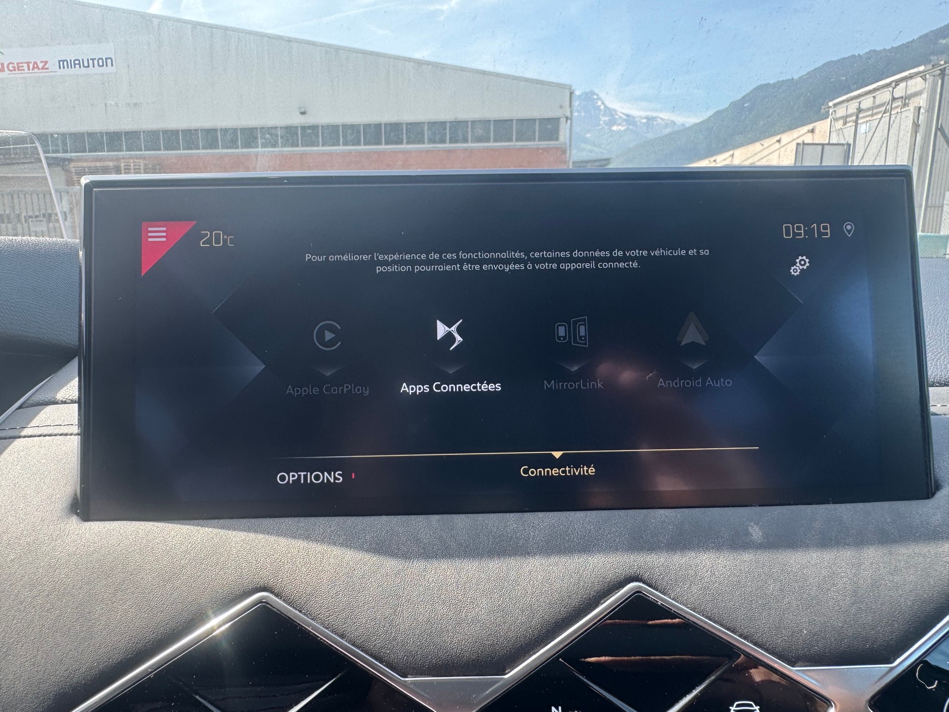 DS AUTOMOBILES DS 3 Crossback 1.2 PureTech SO Chic EAT8-image-19