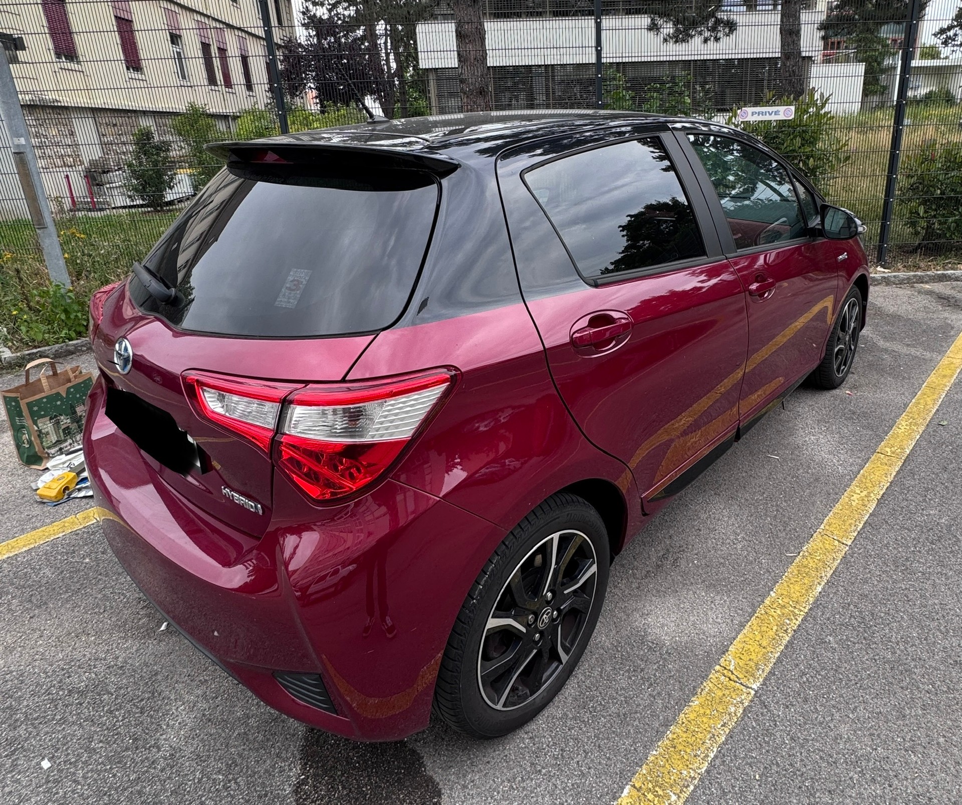 TOYOTA 1.5 VVT-i HSD Style Bi-tone-image-2