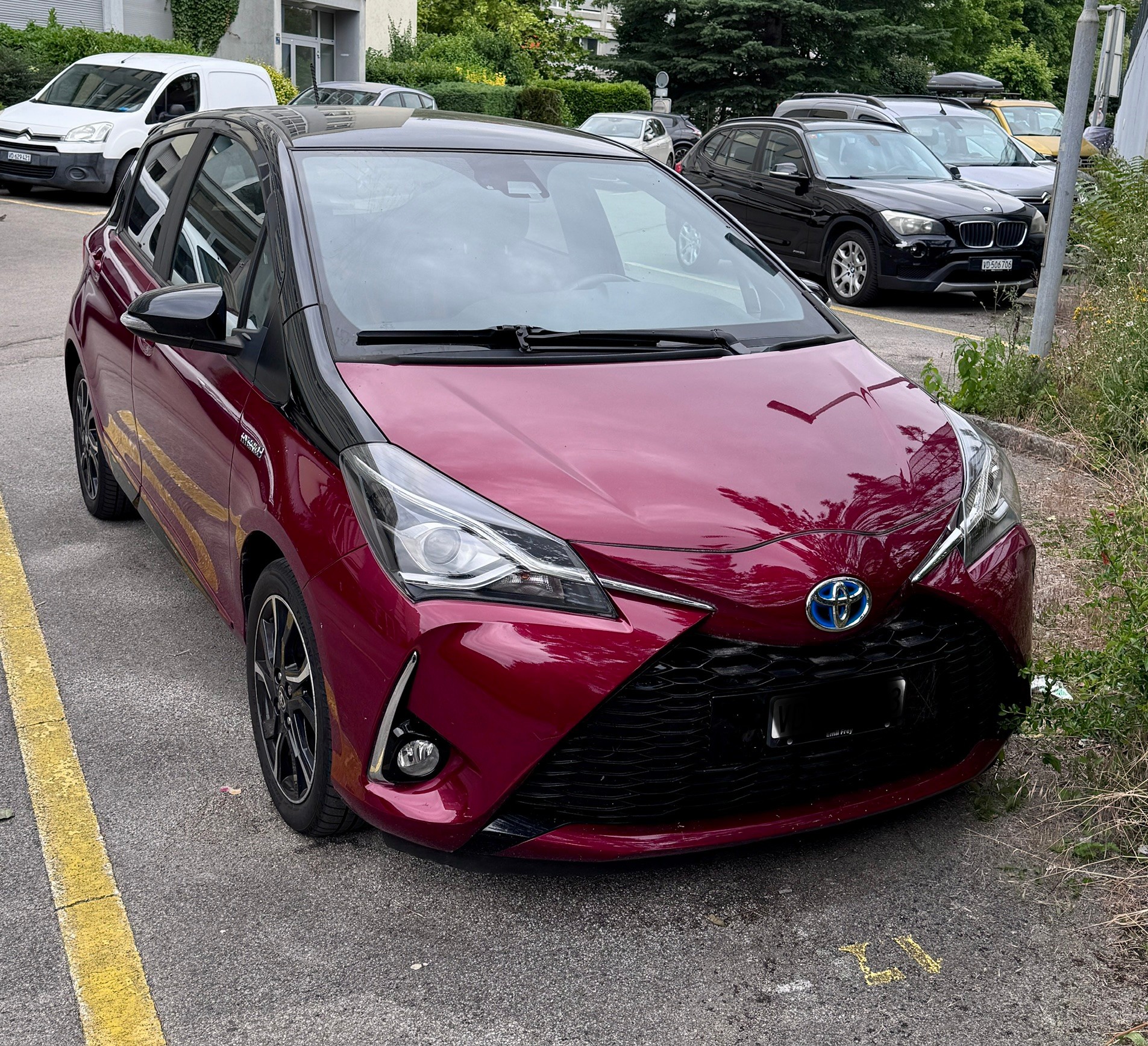 TOYOTA 1.5 VVT-i HSD Style Bi-tone-image-0