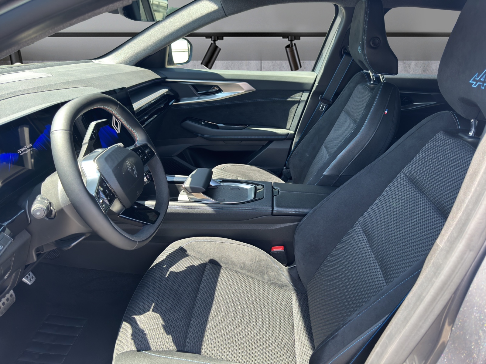 RENAULT Espace 1.2 E-Tech 200 Esprit Alpine 5-Sitze-image-5