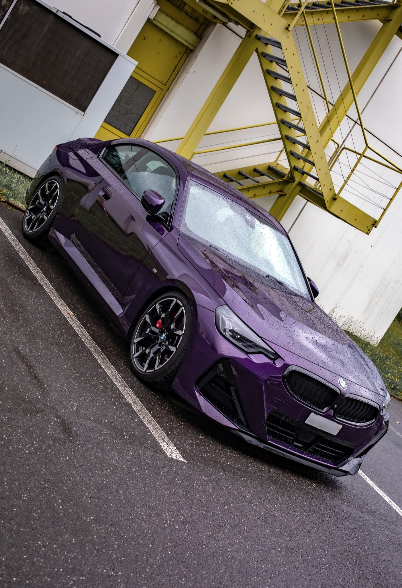 BMW 230i-image-0