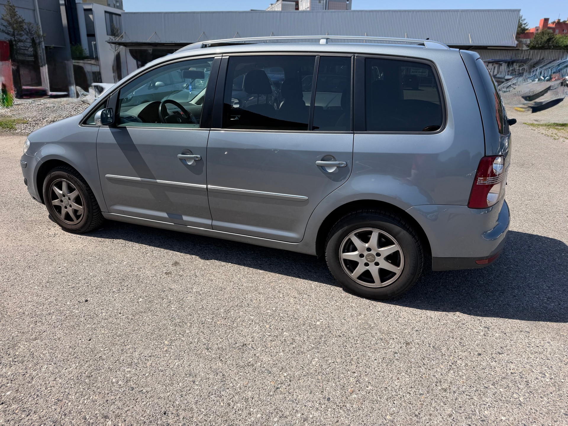 VW Touran 1.4 TSI Conceptline-image-7