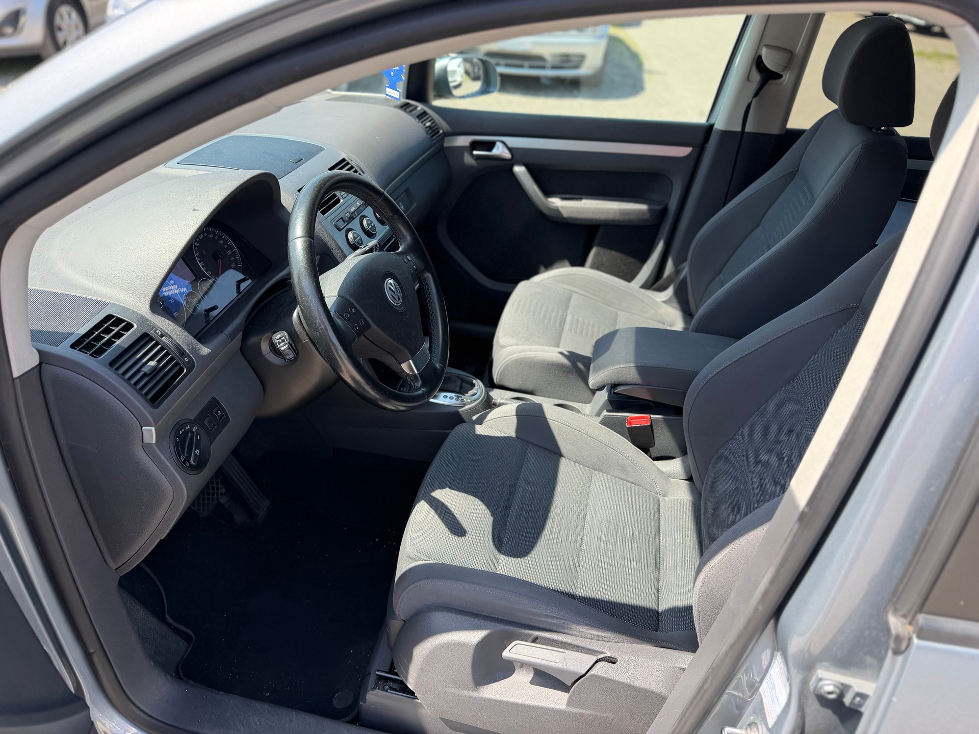 VW Touran 1.4 TSI Conceptline-image-15