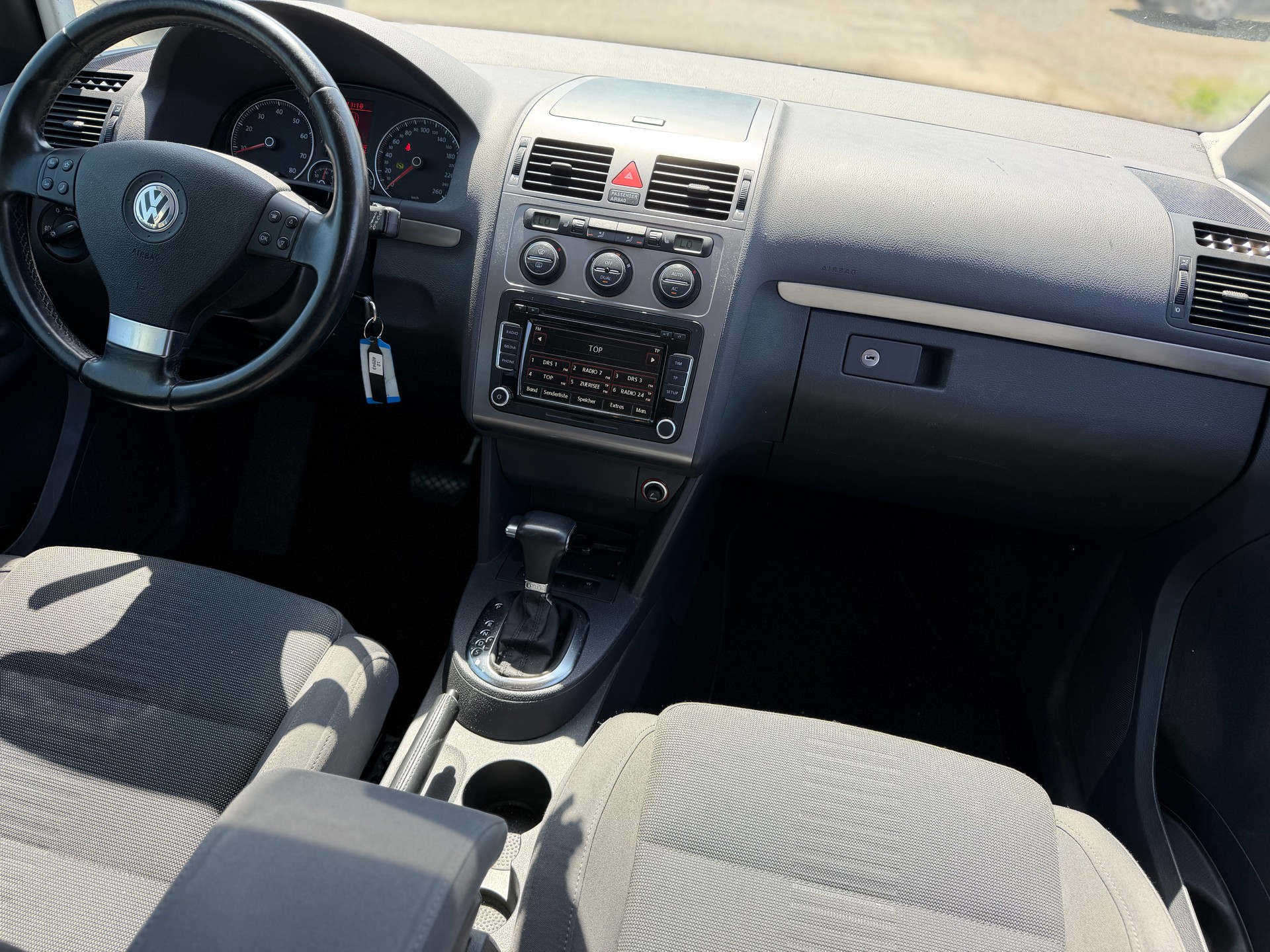VW Touran 1.4 TSI Conceptline-image-11
