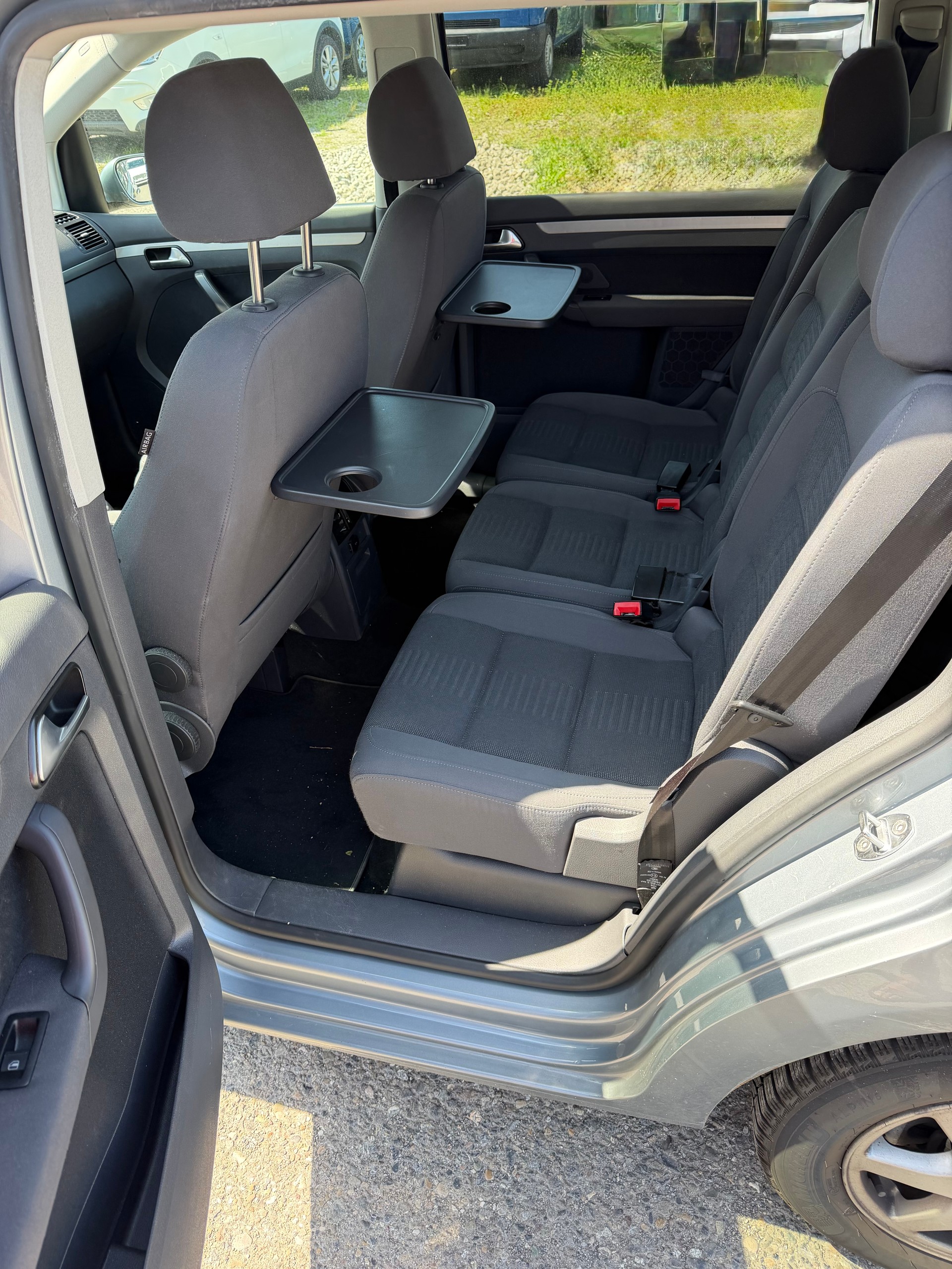 VW Touran 1.4 TSI Conceptline-image-16