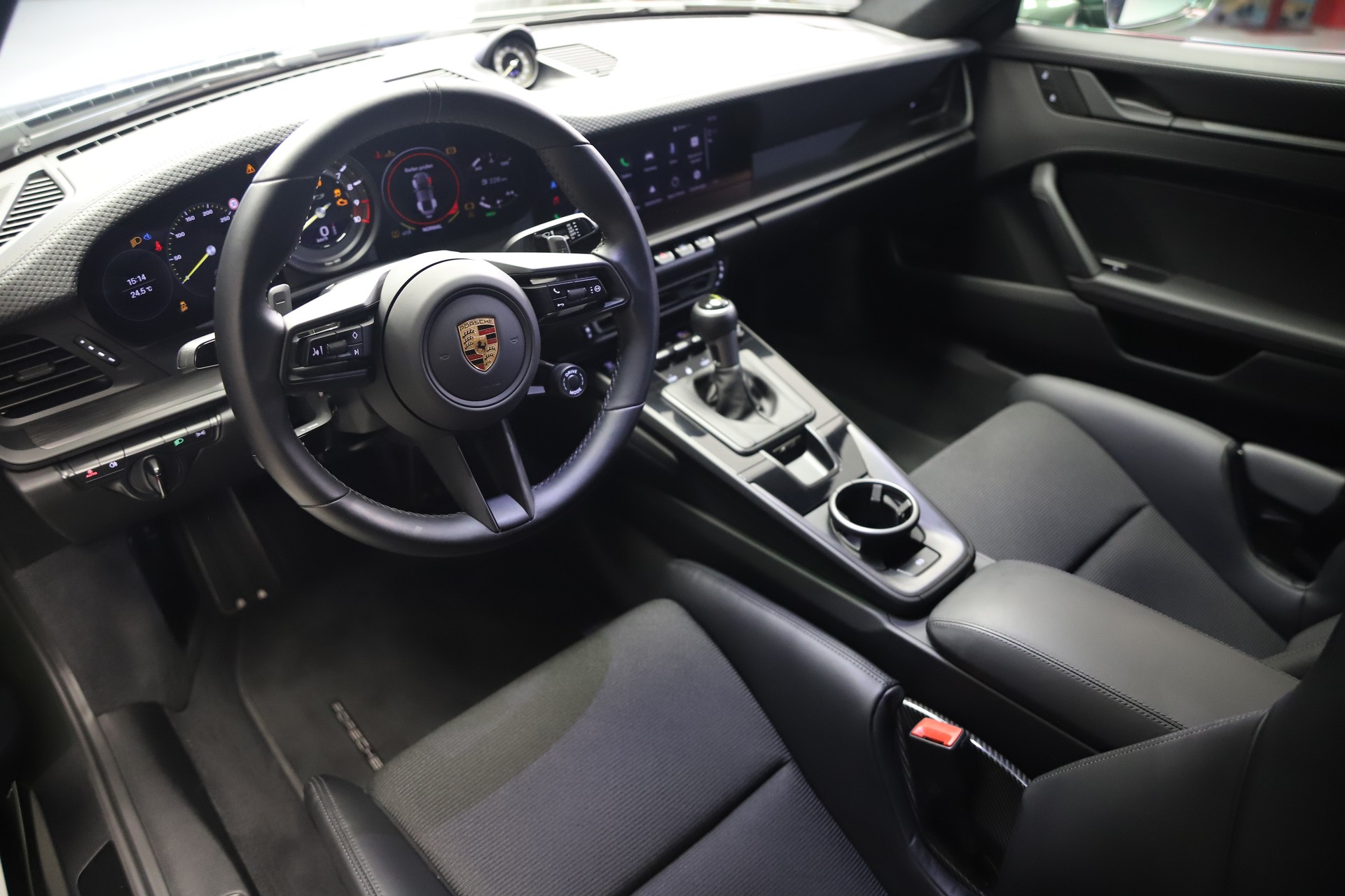 PORSCHE 911 GT3 Touring PDK-image-7