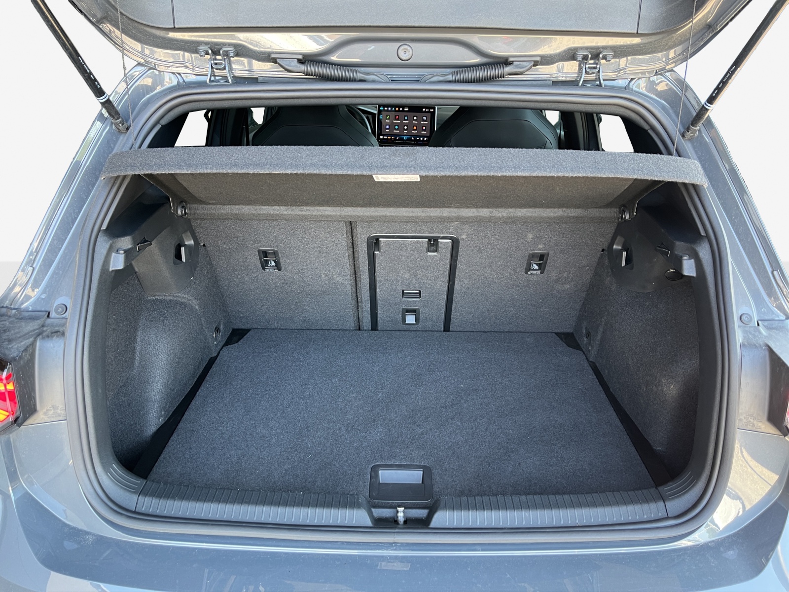VW Golf 2.0 TSI R-Line DSG 4 Motion-image-12