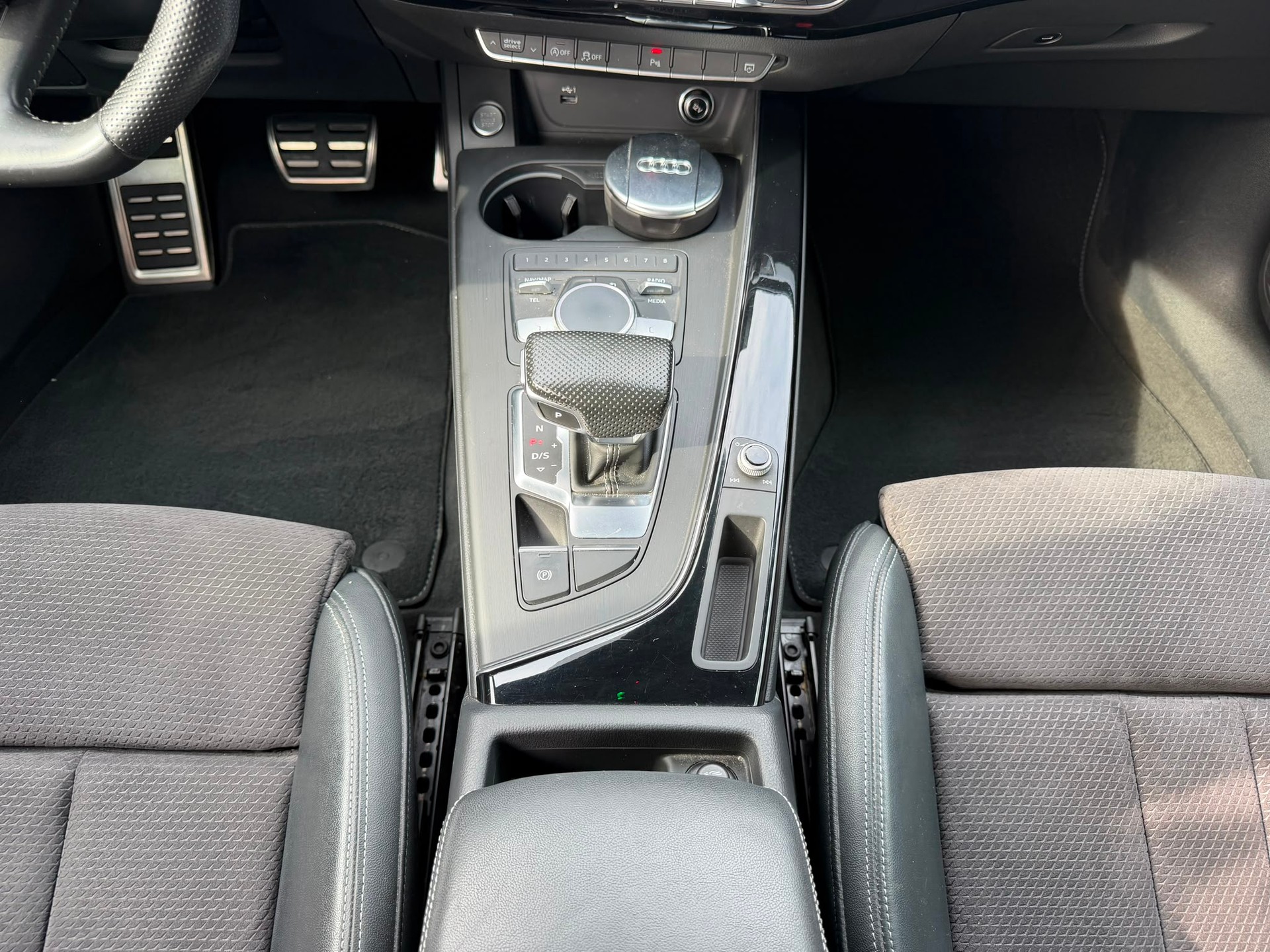AUDI A4 Avant 2.0 TFSI Sport quattro S-tronic-image-20