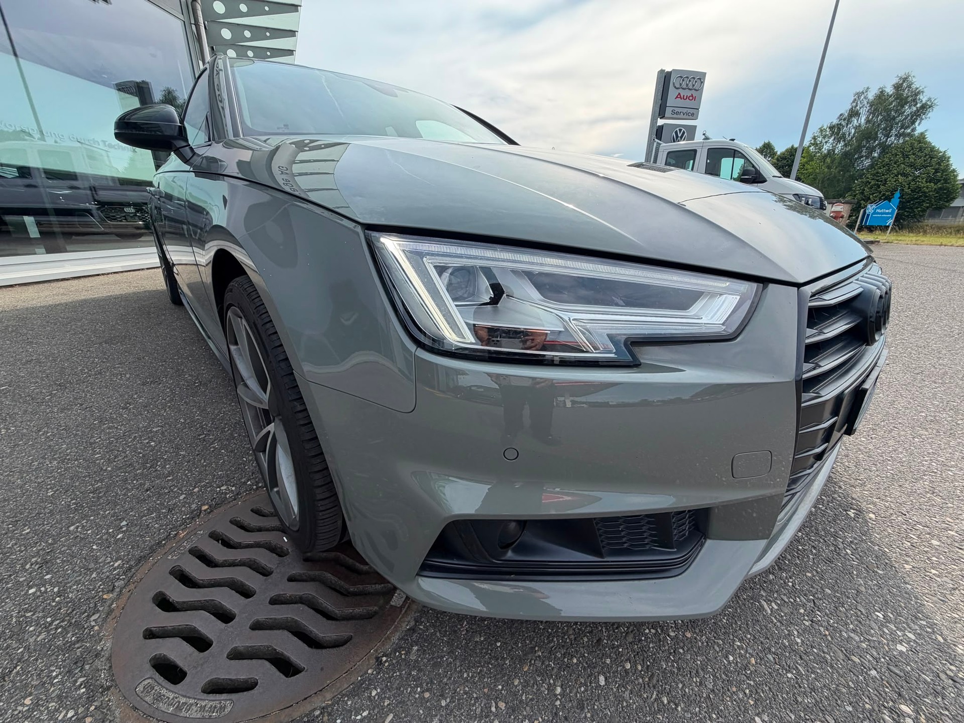 AUDI A4 Avant 2.0 TFSI Sport quattro S-tronic-image-8