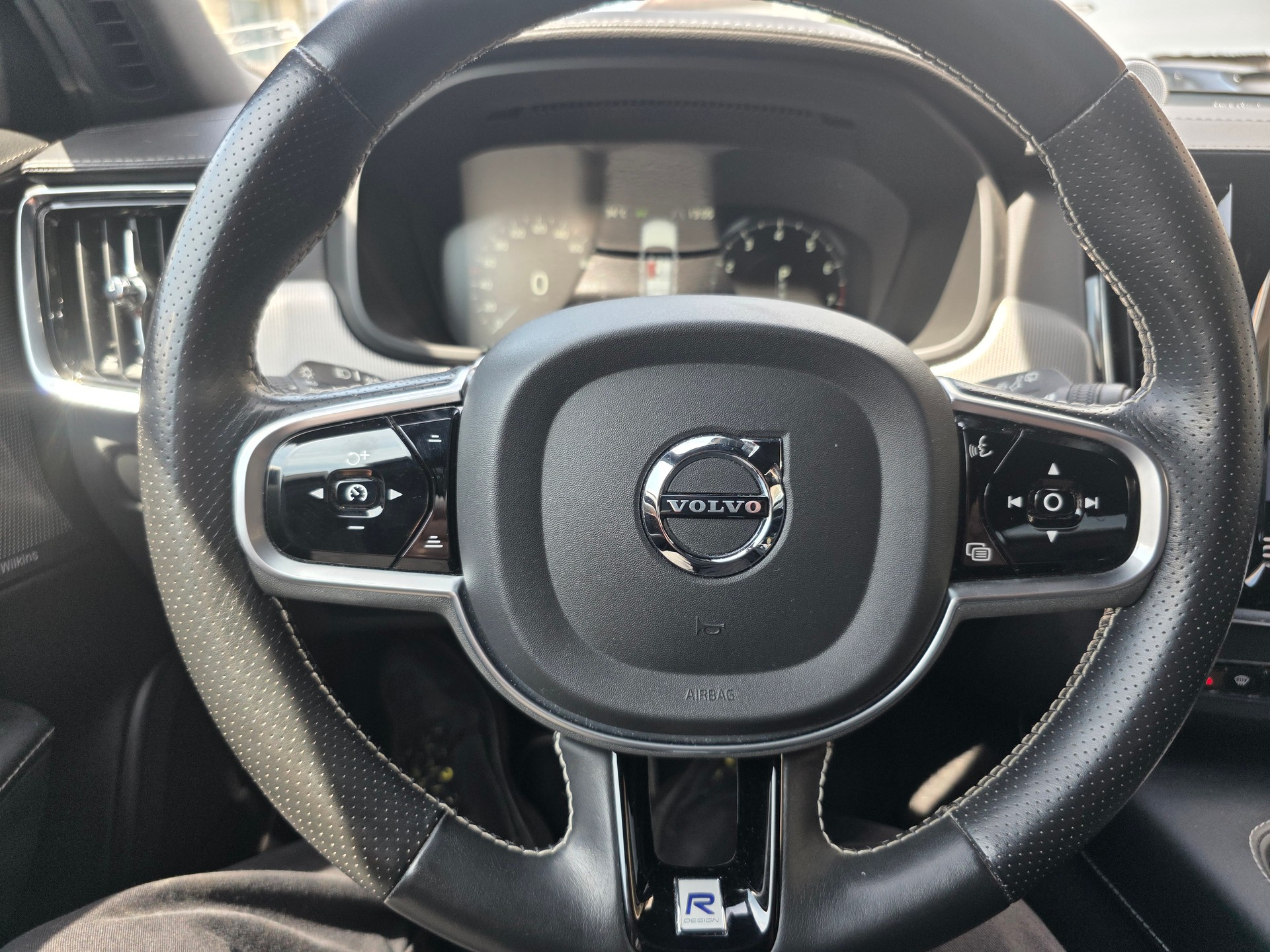 VOLVO V90 T6 AWD R-Design Geartronic-image-8