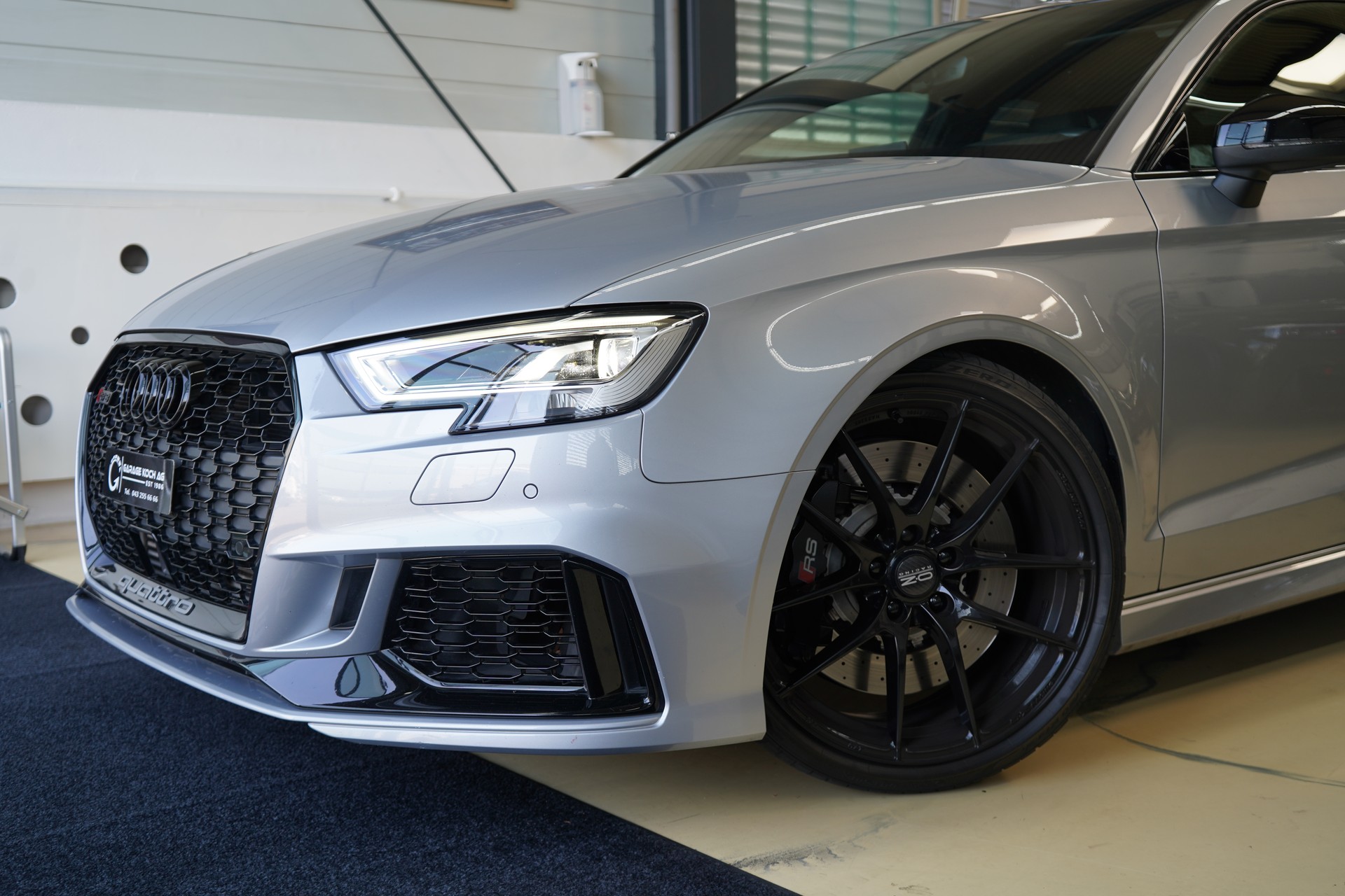 AUDI RS3 Limousine 2.5 TSI quattro S-tronic / APR 470Ps **-image-3