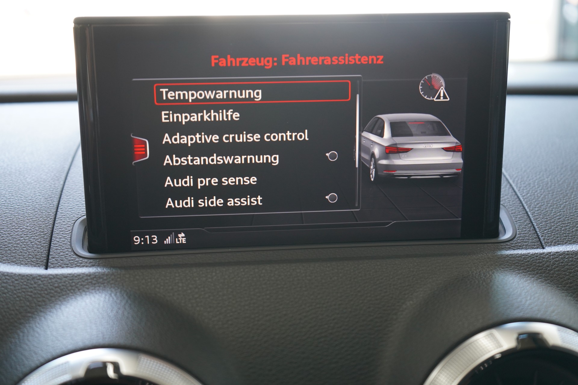 AUDI RS3 Limousine 2.5 TSI quattro S-tronic / APR 470Ps **-image-21