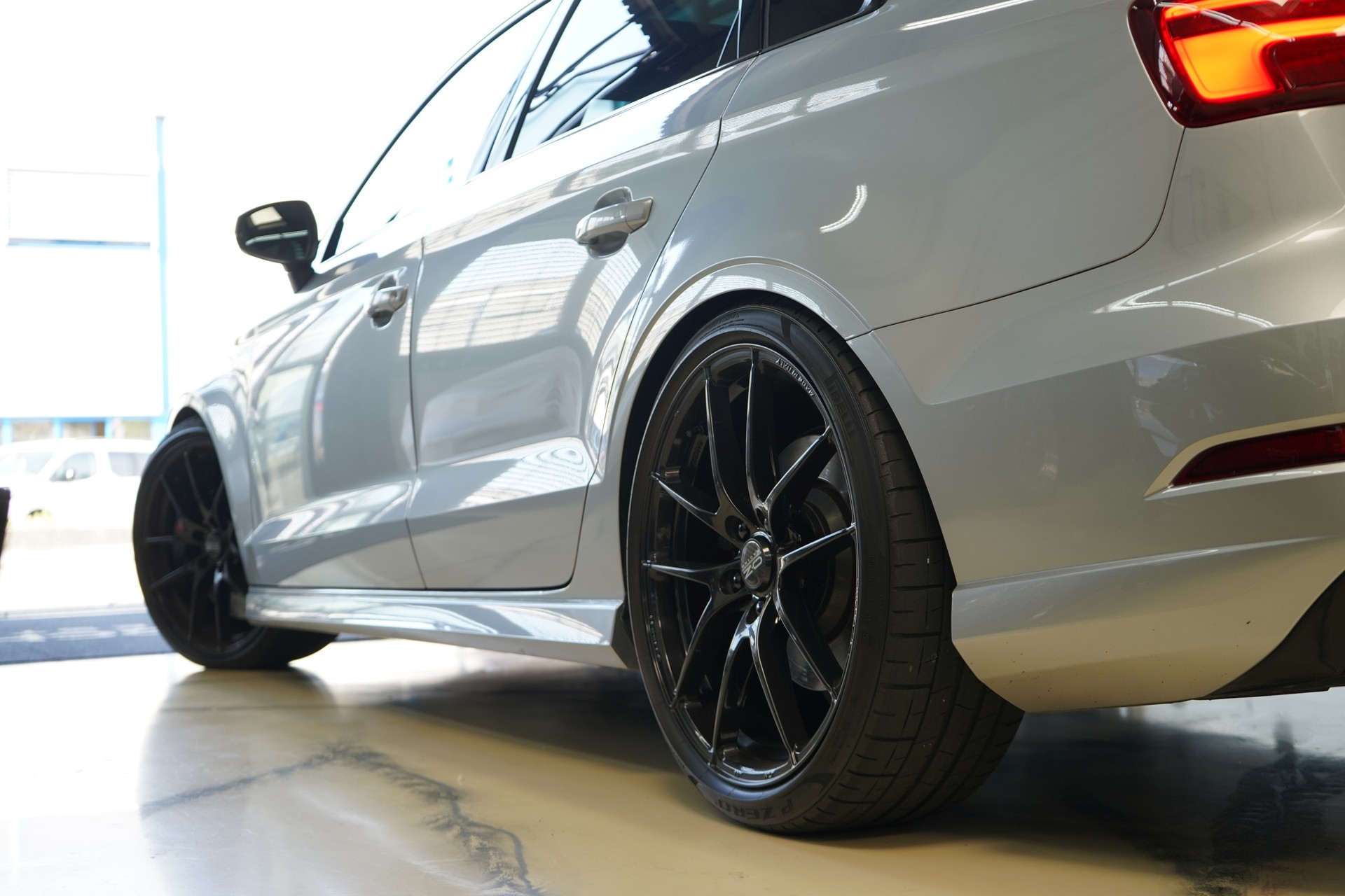 AUDI RS3 Limousine 2.5 TSI quattro S-tronic / APR 470Ps **-image-6