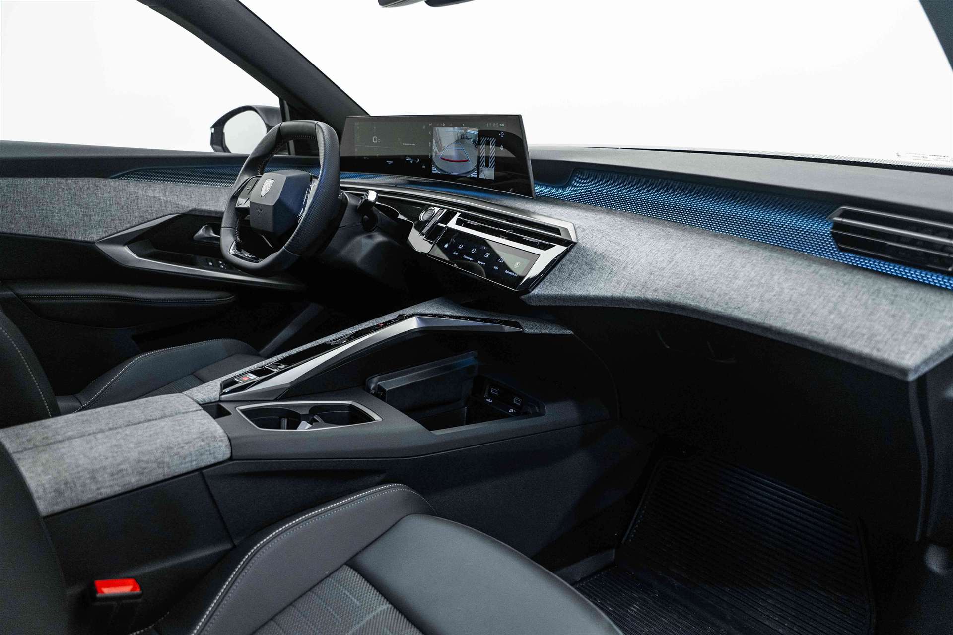 PEUGEOT 5008 145 Hybrid GT 7-Plätzer e-DCS-Automat-image-9