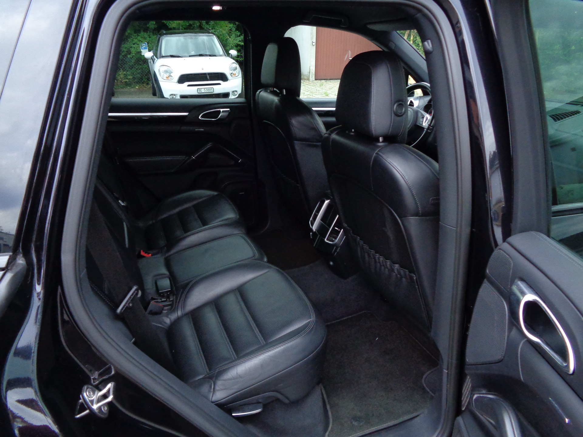 PORSCHE Cayenne Diesel-image-7