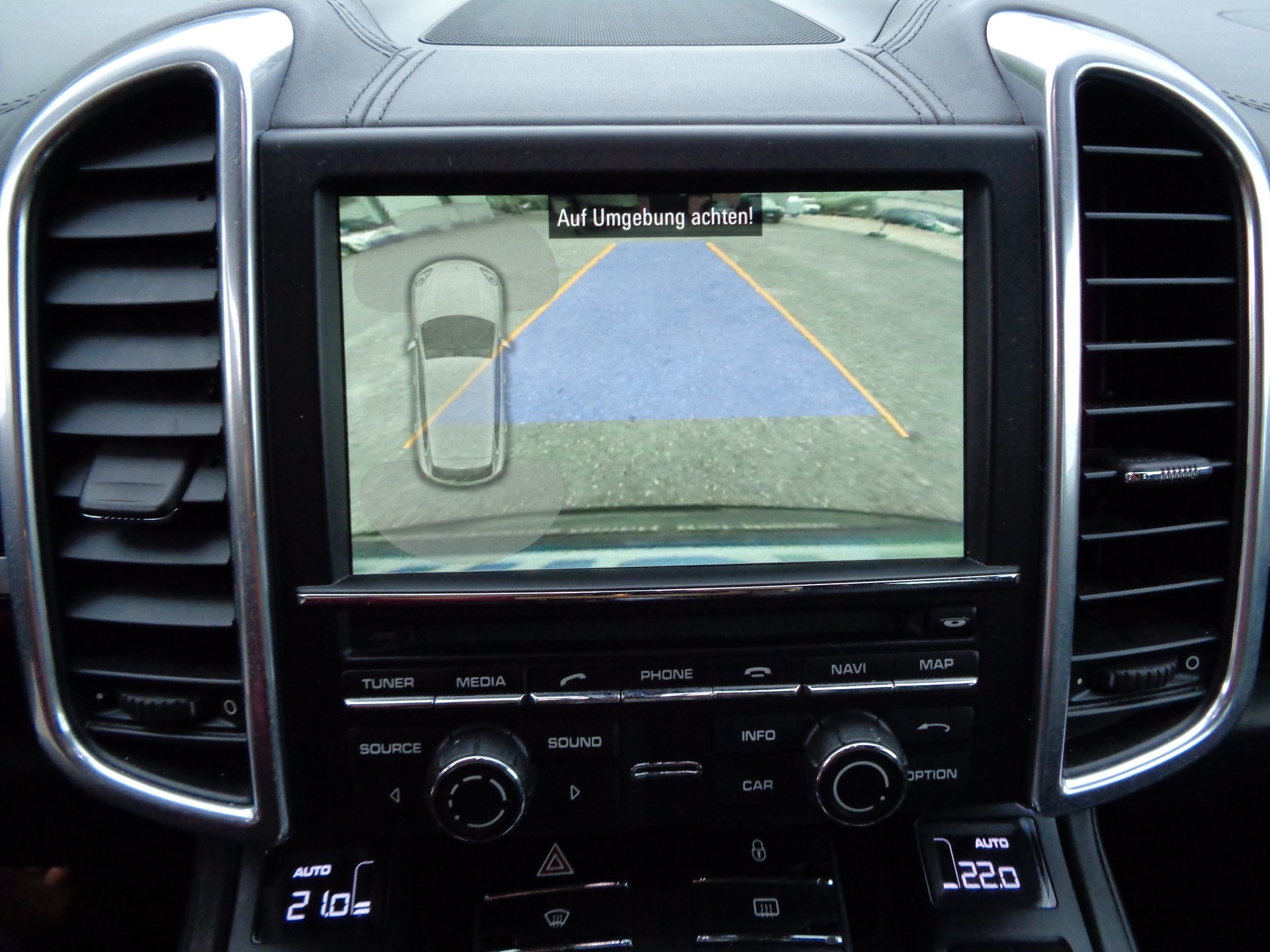 PORSCHE Cayenne Diesel-image-11
