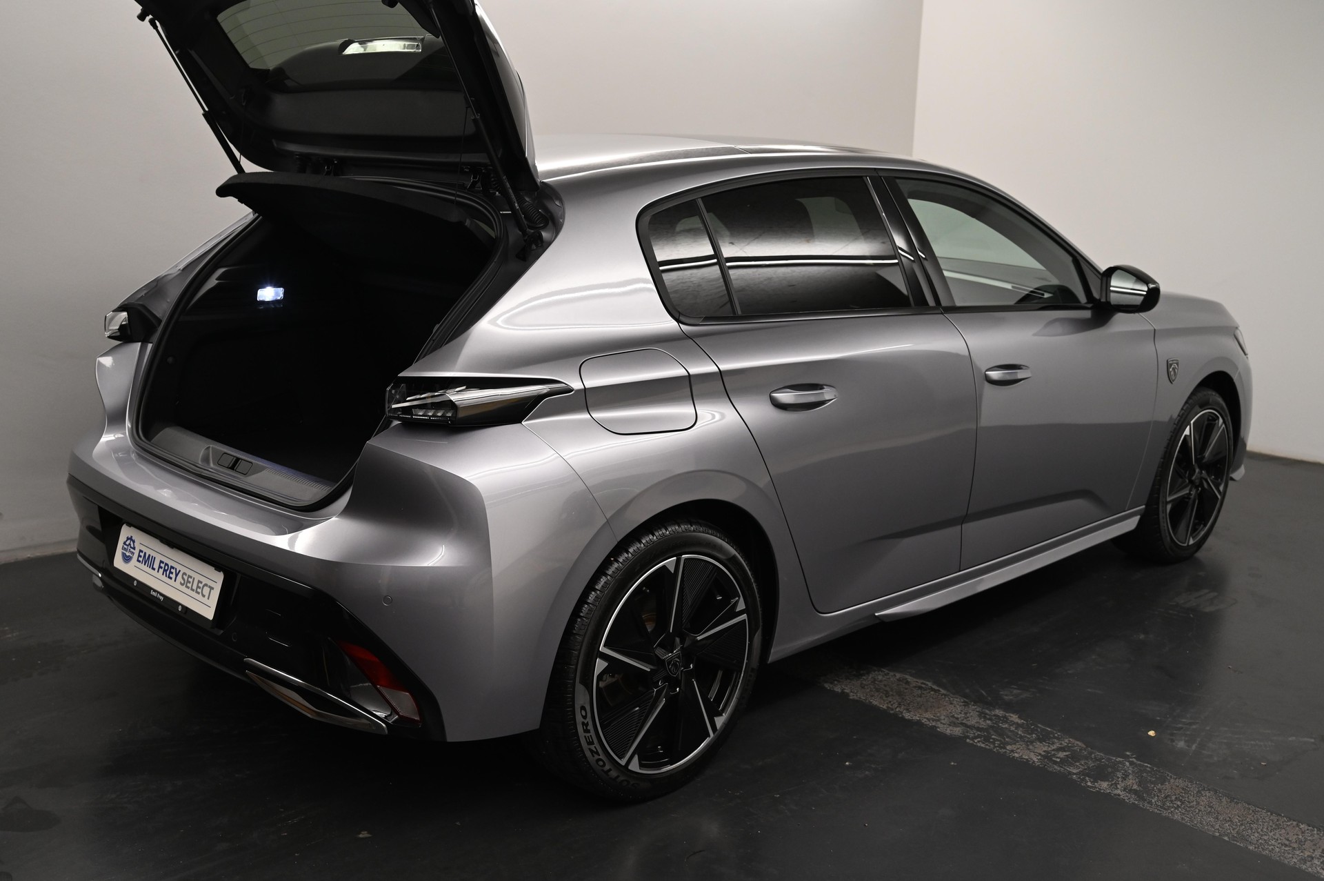 PEUGEOT 308 e-GT-image-16