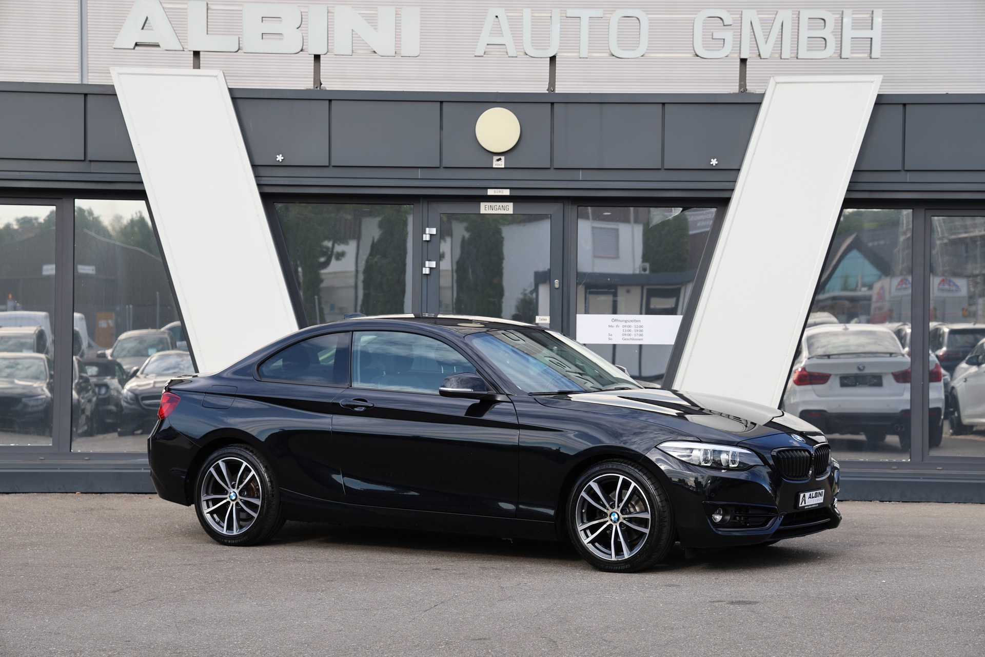 BMW 218i Steptronic-image-1