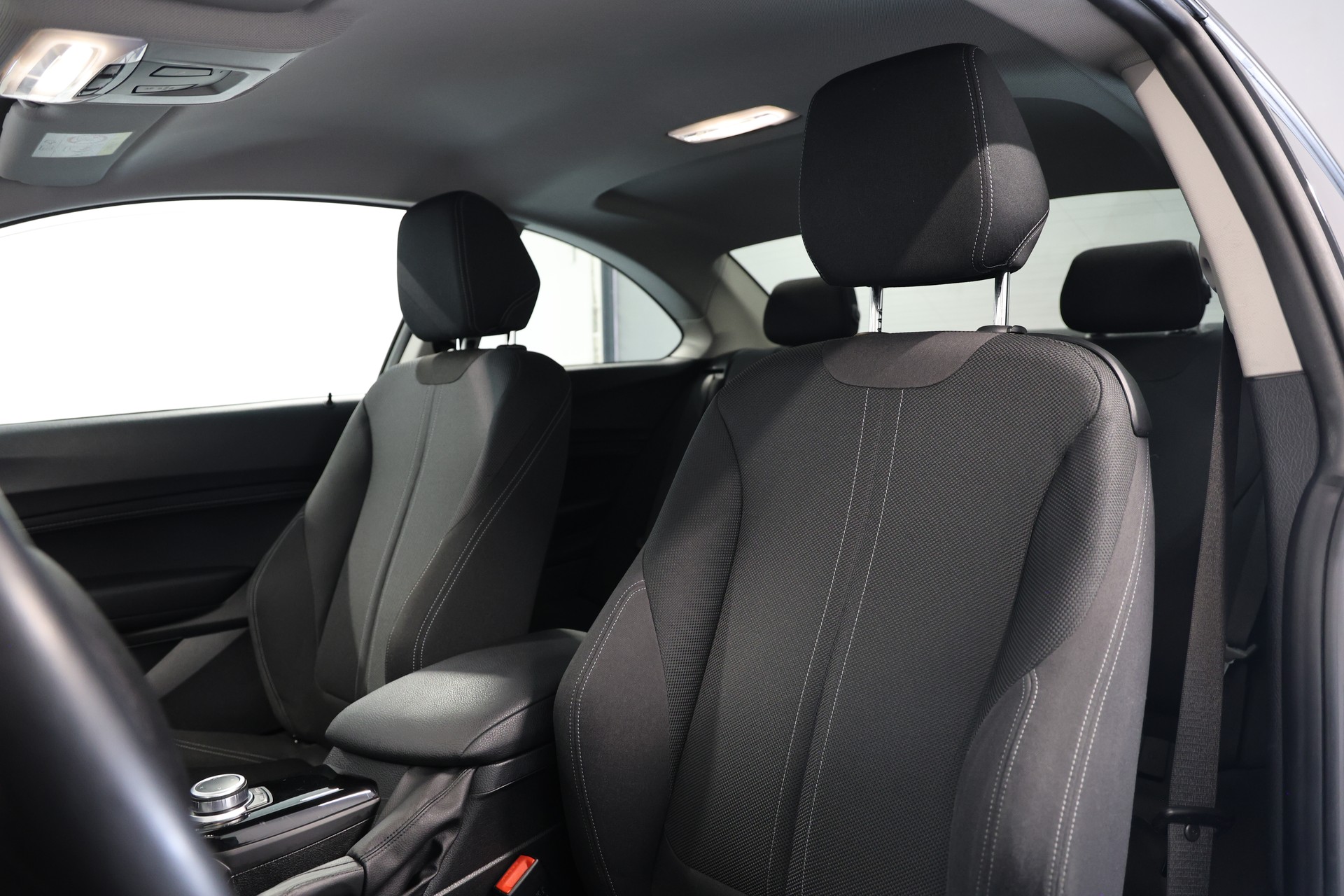 BMW 218i Steptronic-image-6