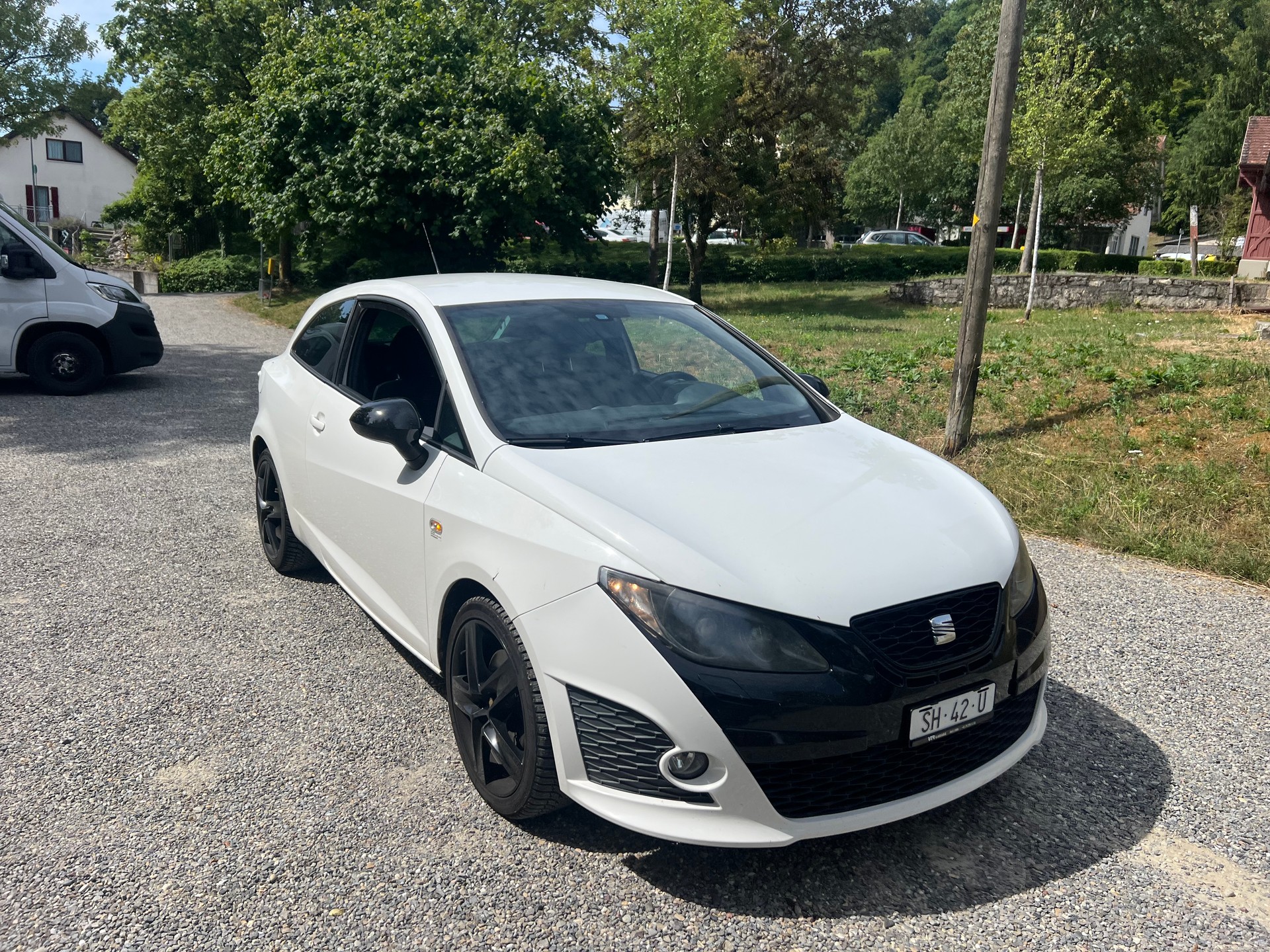 SEAT Ibiza SC 1.4 TSI Cupra DSG-image-0