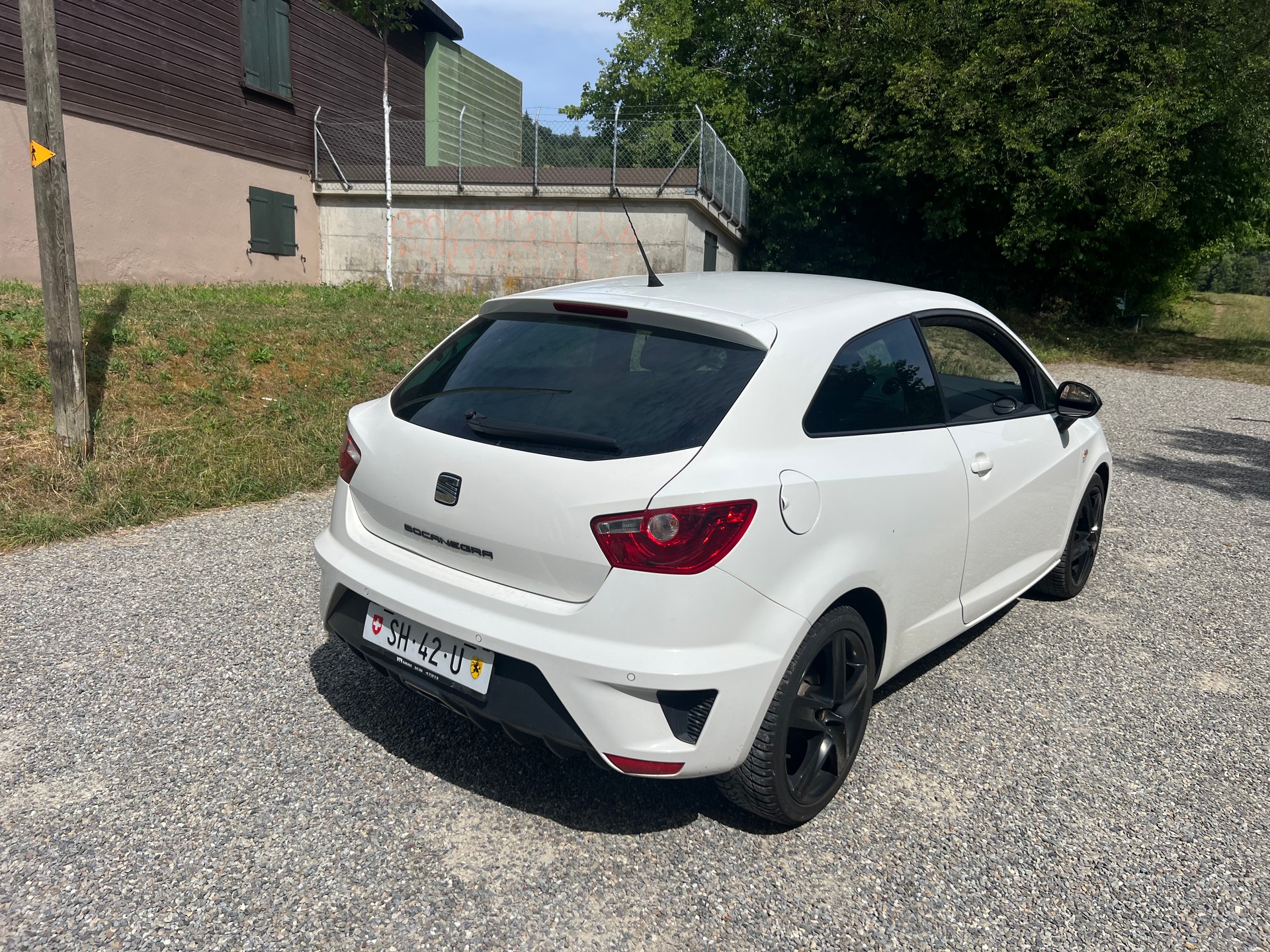 SEAT Ibiza SC 1.4 TSI Cupra DSG-image-4