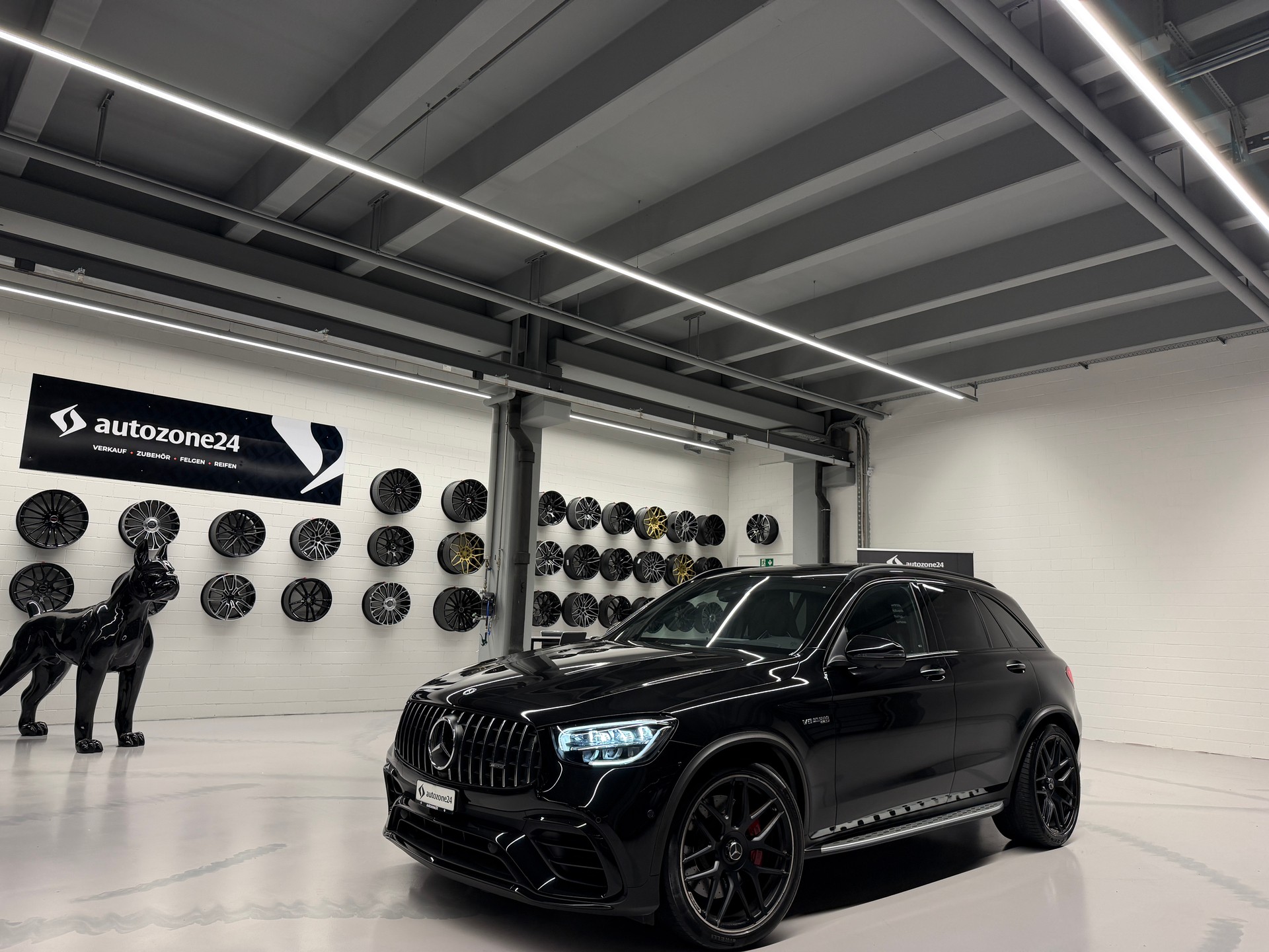 MERCEDES-BENZ GLC 63 S AMG 4m+ *CH-Auto*Gratis Service*Garantie*Top Ausstattung*AMG Performance Sitze High End*-image-5