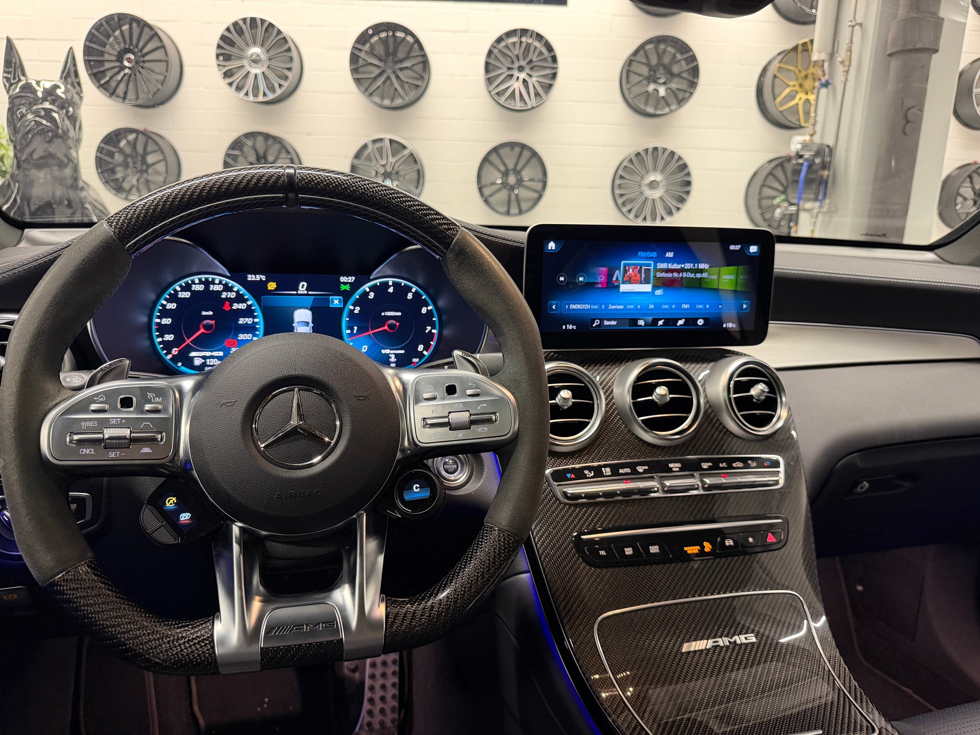 MERCEDES-BENZ GLC 63 S AMG 4m+ *CH-Auto*Gratis Service*Garantie*Top Ausstattung*AMG Performance Sitze High End*-image-13