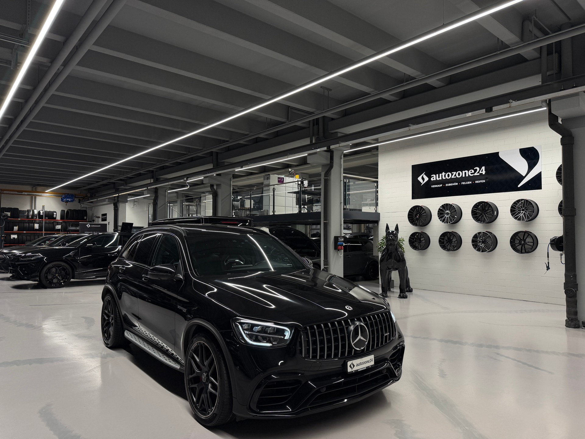 MERCEDES-BENZ GLC 63 S AMG 4m+ *CH-Auto*Gratis Service*Garantie*Top Ausstattung*AMG Performance Sitze High End*-image-9