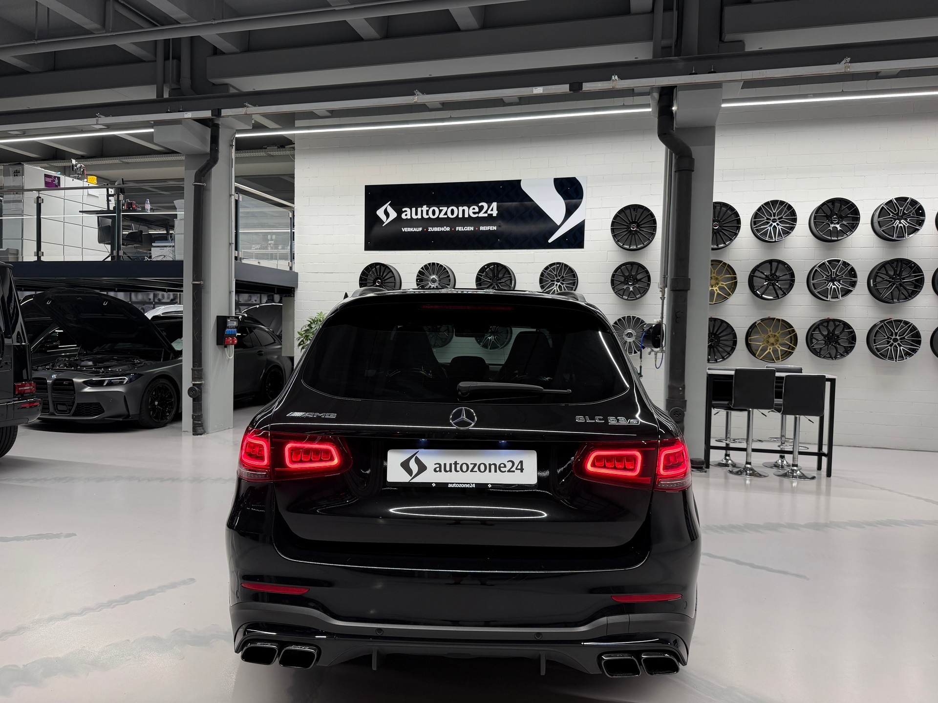 MERCEDES-BENZ GLC 63 S AMG 4m+ *CH-Auto*Gratis Service*Garantie*Top Ausstattung*AMG Performance Sitze High End*-image-7