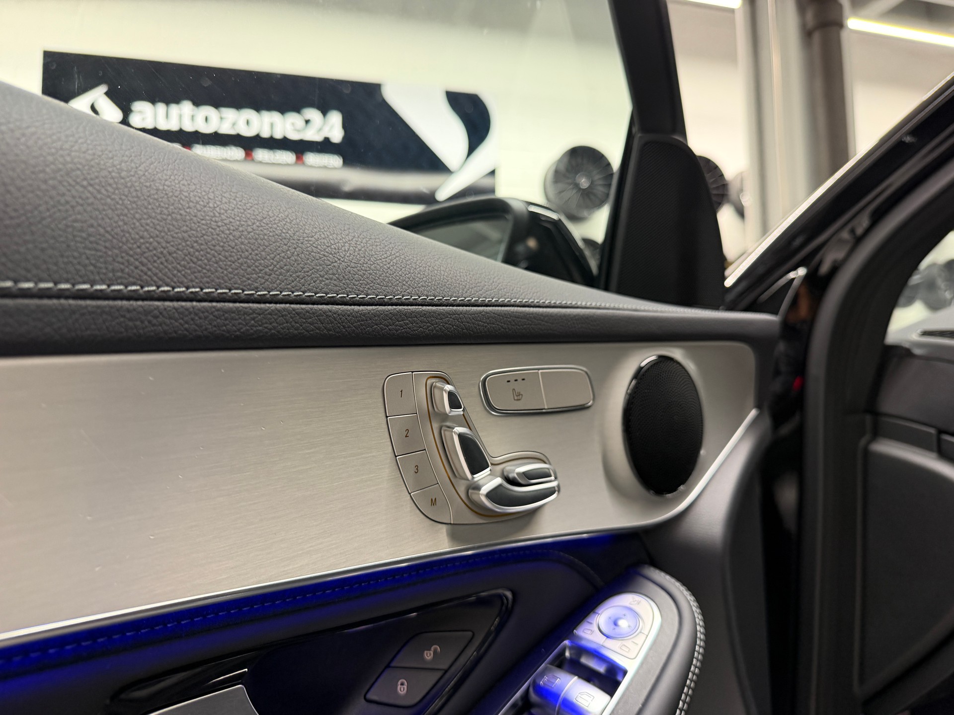 MERCEDES-BENZ GLC 63 S AMG 4m+ *CH-Auto*Gratis Service*Garantie*Top Ausstattung*AMG Performance Sitze High End*-image-17