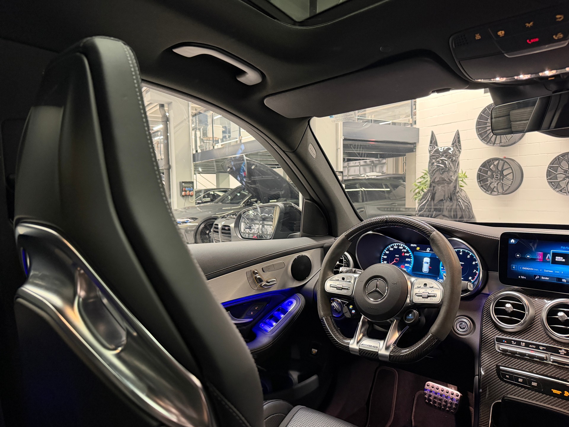 MERCEDES-BENZ GLC 63 S AMG 4m+ *CH-Auto*Gratis Service*Garantie*Top Ausstattung*AMG Performance Sitze High End*-image-10