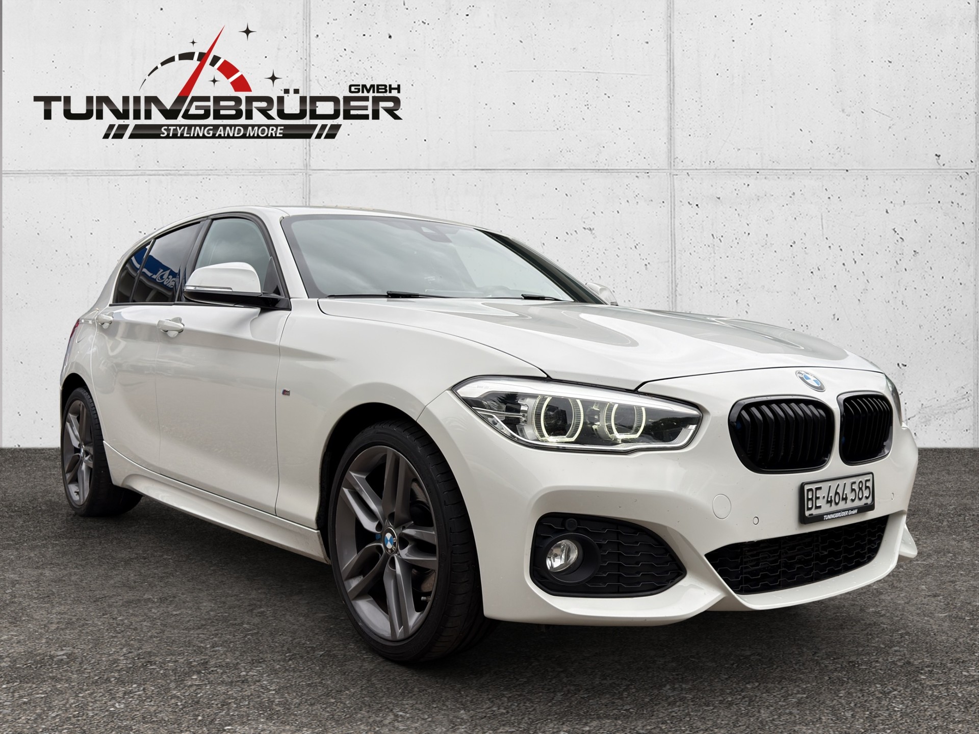 BMW 120d xDrive M Sport Steptronic-image-1