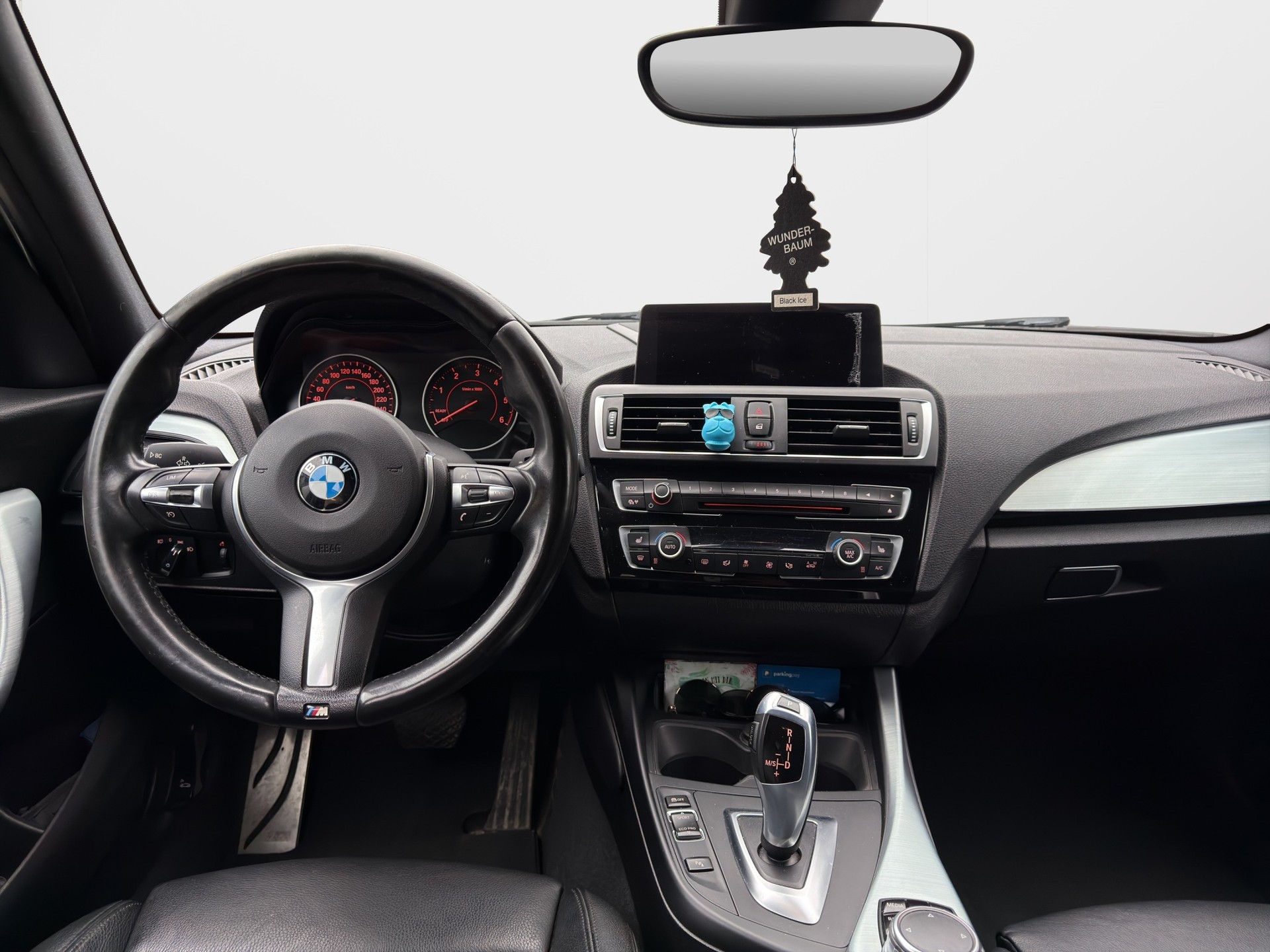 BMW 120d xDrive M Sport Steptronic-image-11
