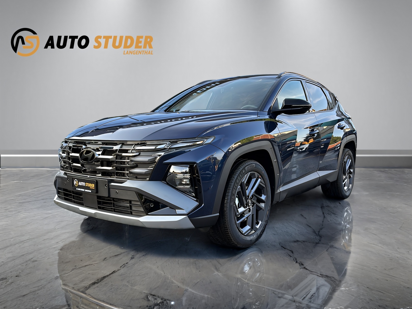 HYUNDAI Tucson 1.6 T-GDi HEV Origo Blackline 4WD-showroom-element-1