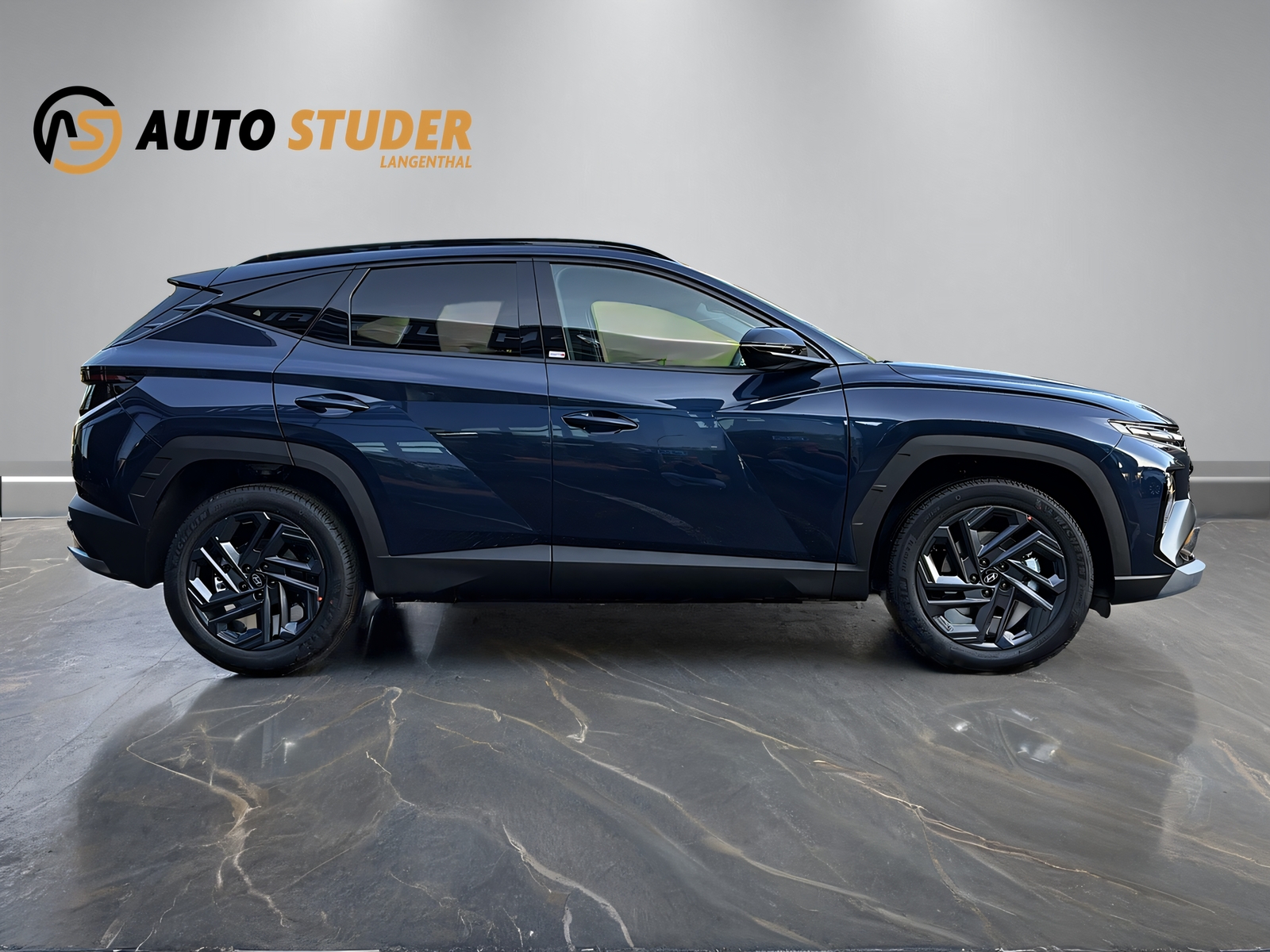 HYUNDAI Tucson 1.6 T-GDi HEV Origo Blackline 4WD-image-12