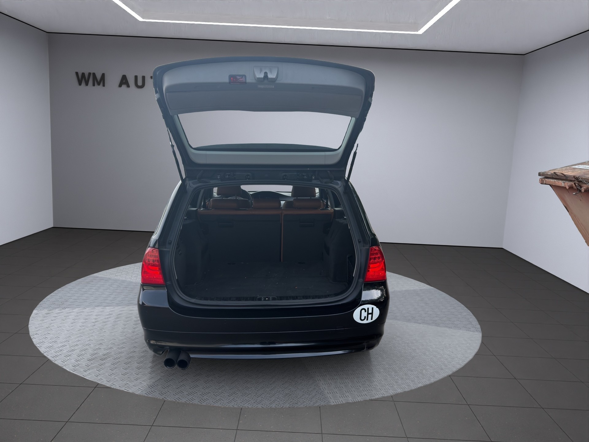 BMW 325i xDrive Touring more4you Steptronic-image-8