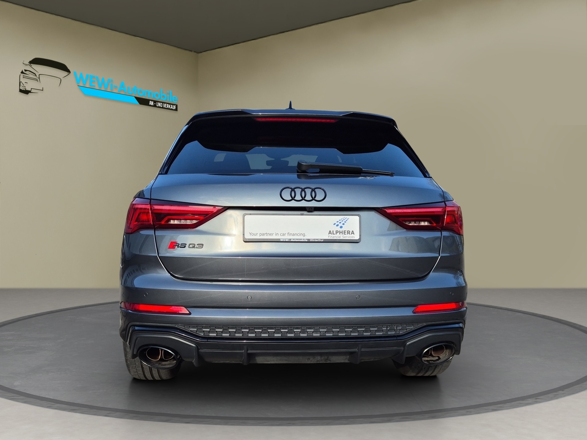 AUDI RS Q3 2.5 TFSI quattro S tronic-showroom-element-3