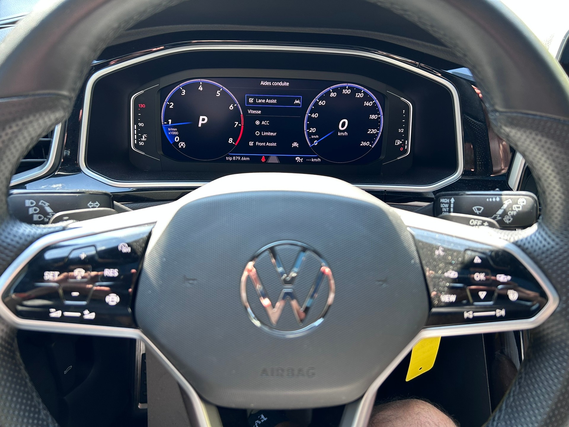 VW T-Roc 2.0 TSI R-Line DSG 4Motion-image-12