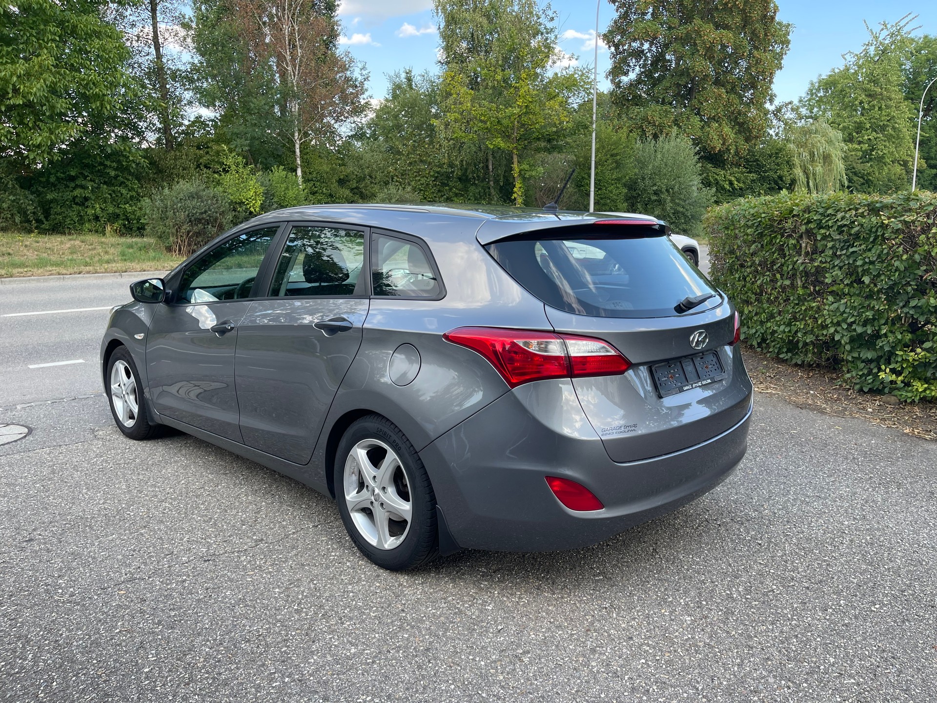 HYUNDAI i30 1.6 Style-image-2