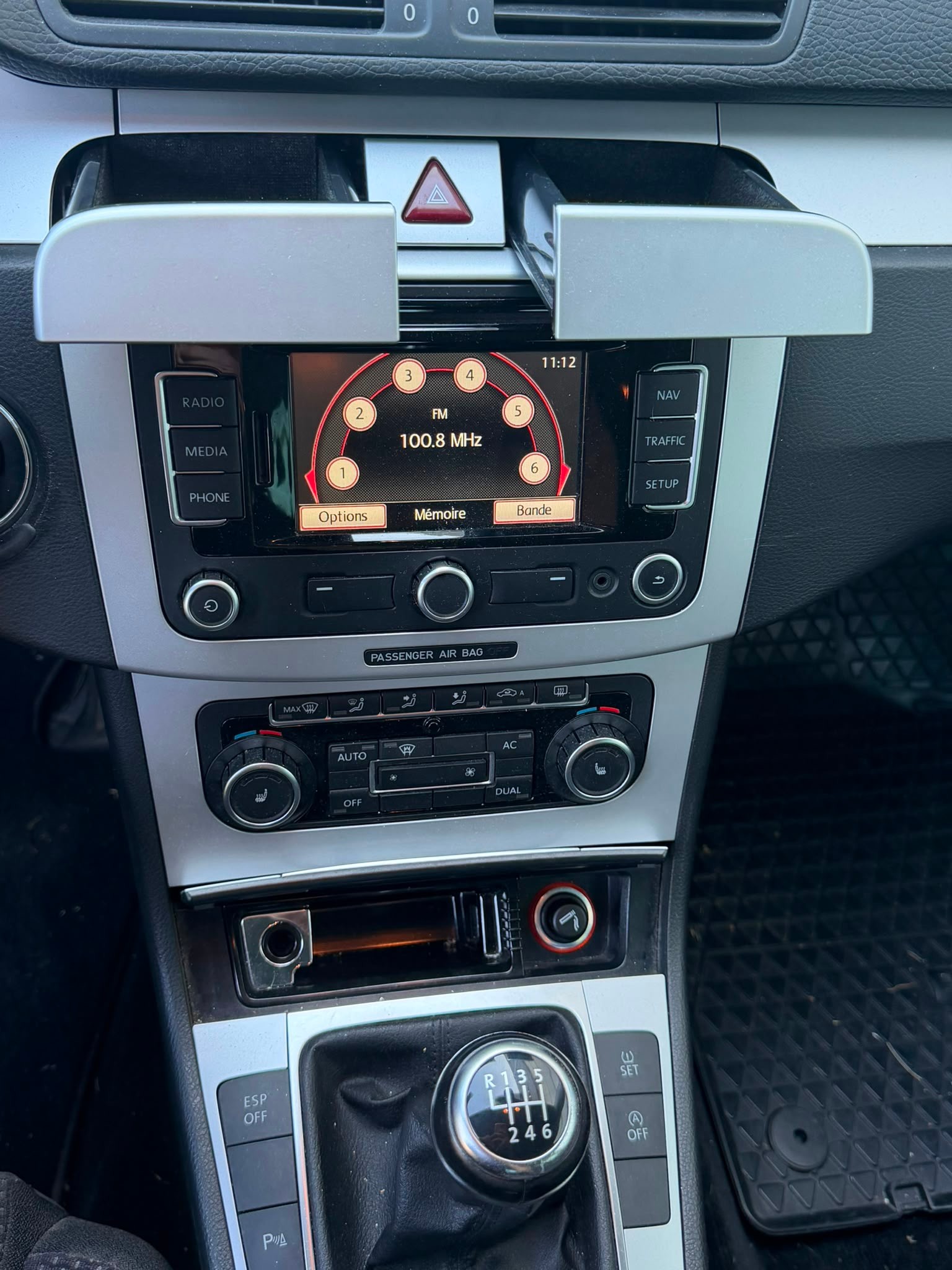 VW Passat Variant 1.4 TSI BlueMotion Comfortline-image-12